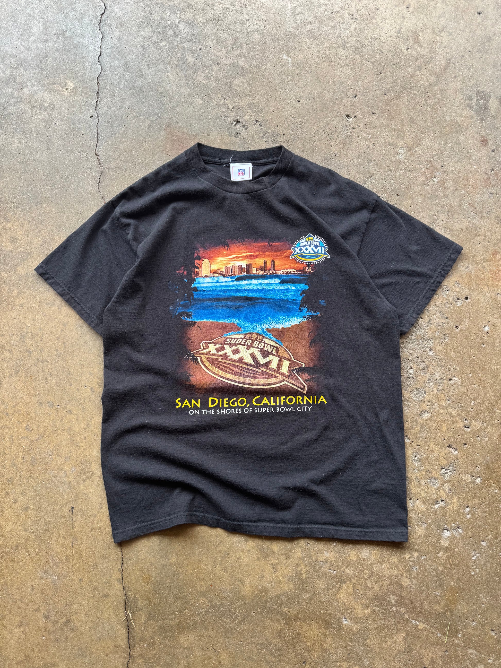 (L) 00s San Diego Super Bowl Tee
