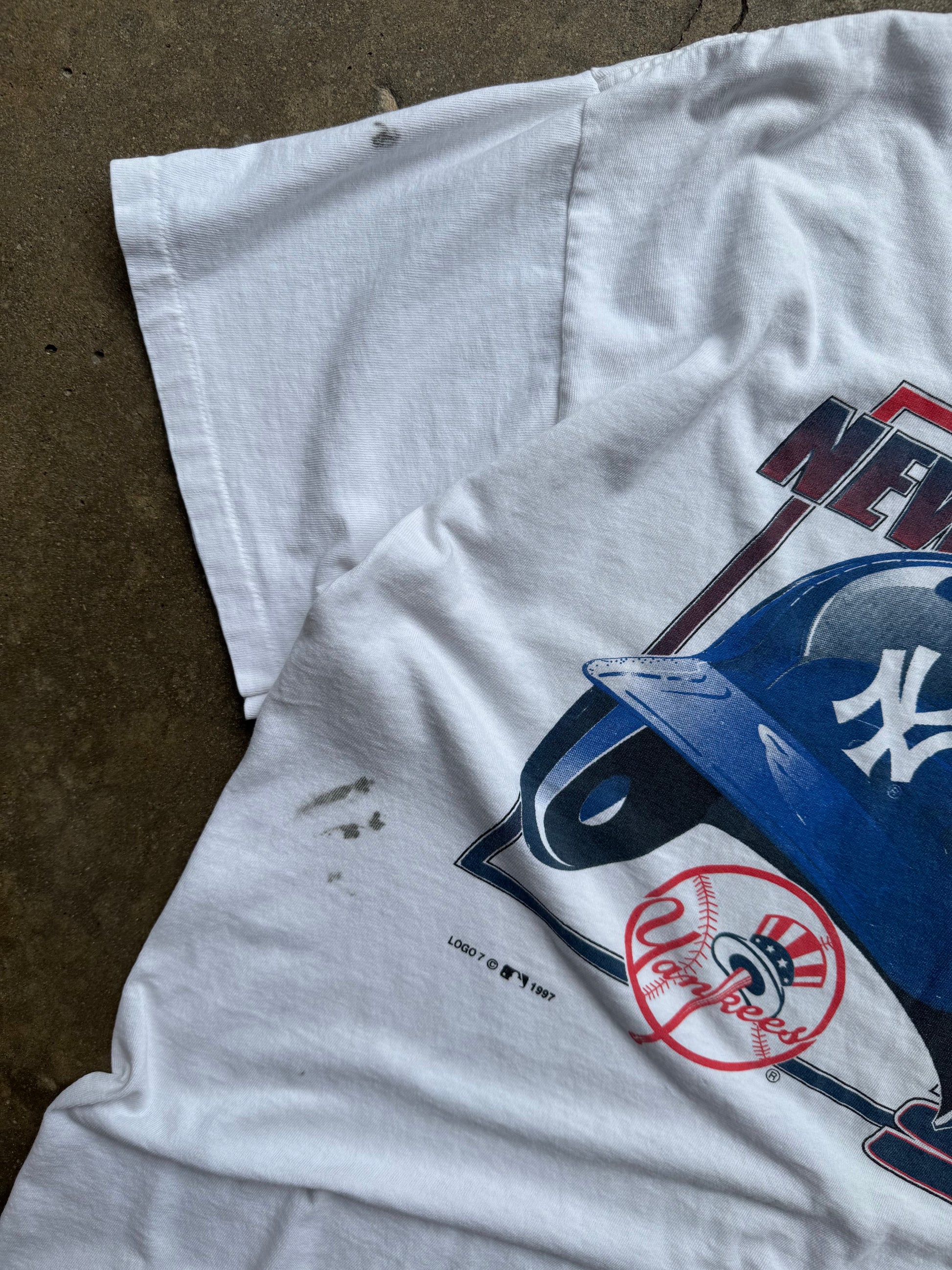 (XL) 90s New York Yankees Paint splatter Graphic Tee