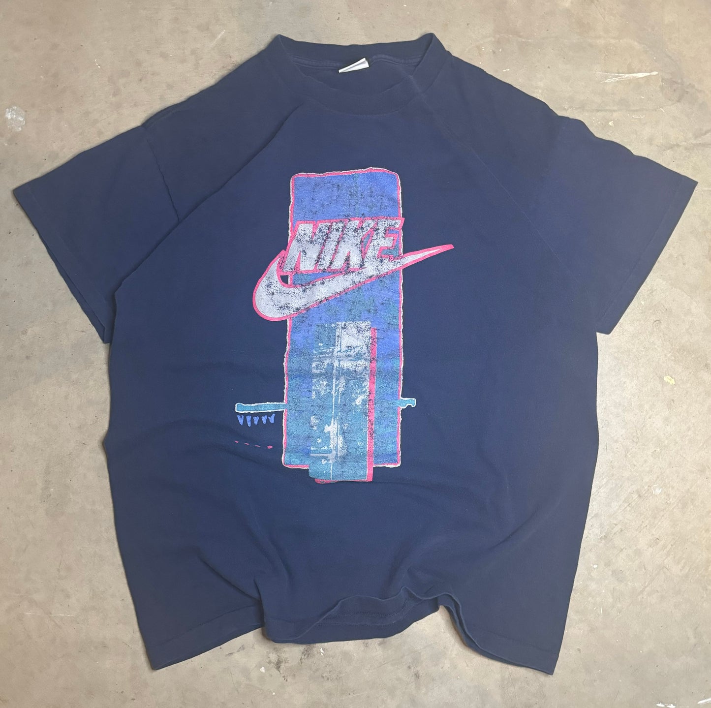 L-90s Nike Vintage Tee