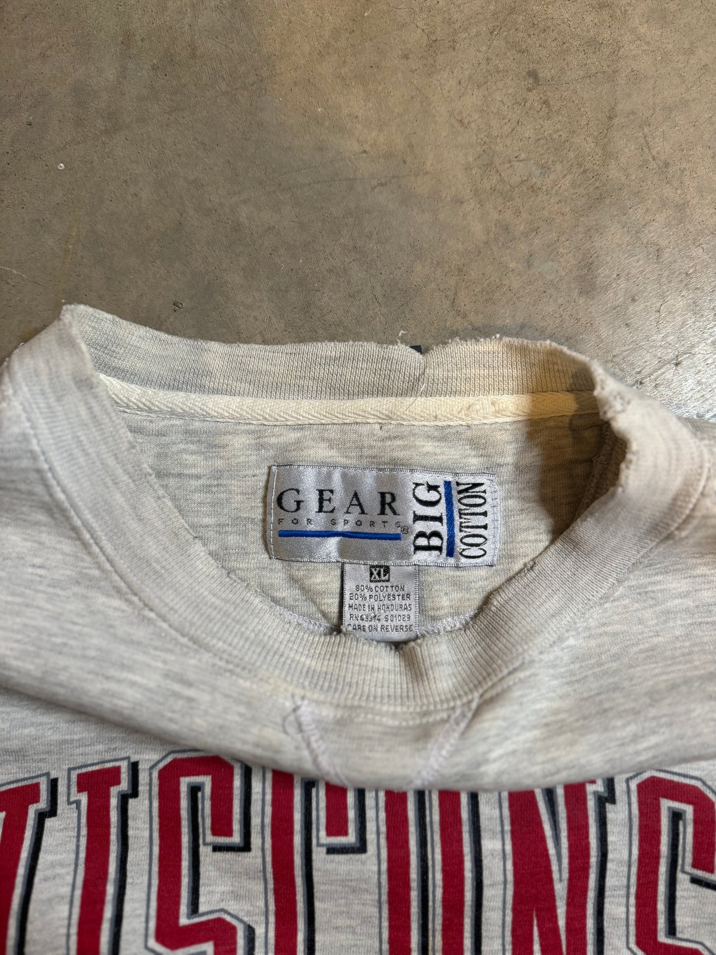 XL - Vintage Wisconsin Badgers Rose Bowl Crewneck