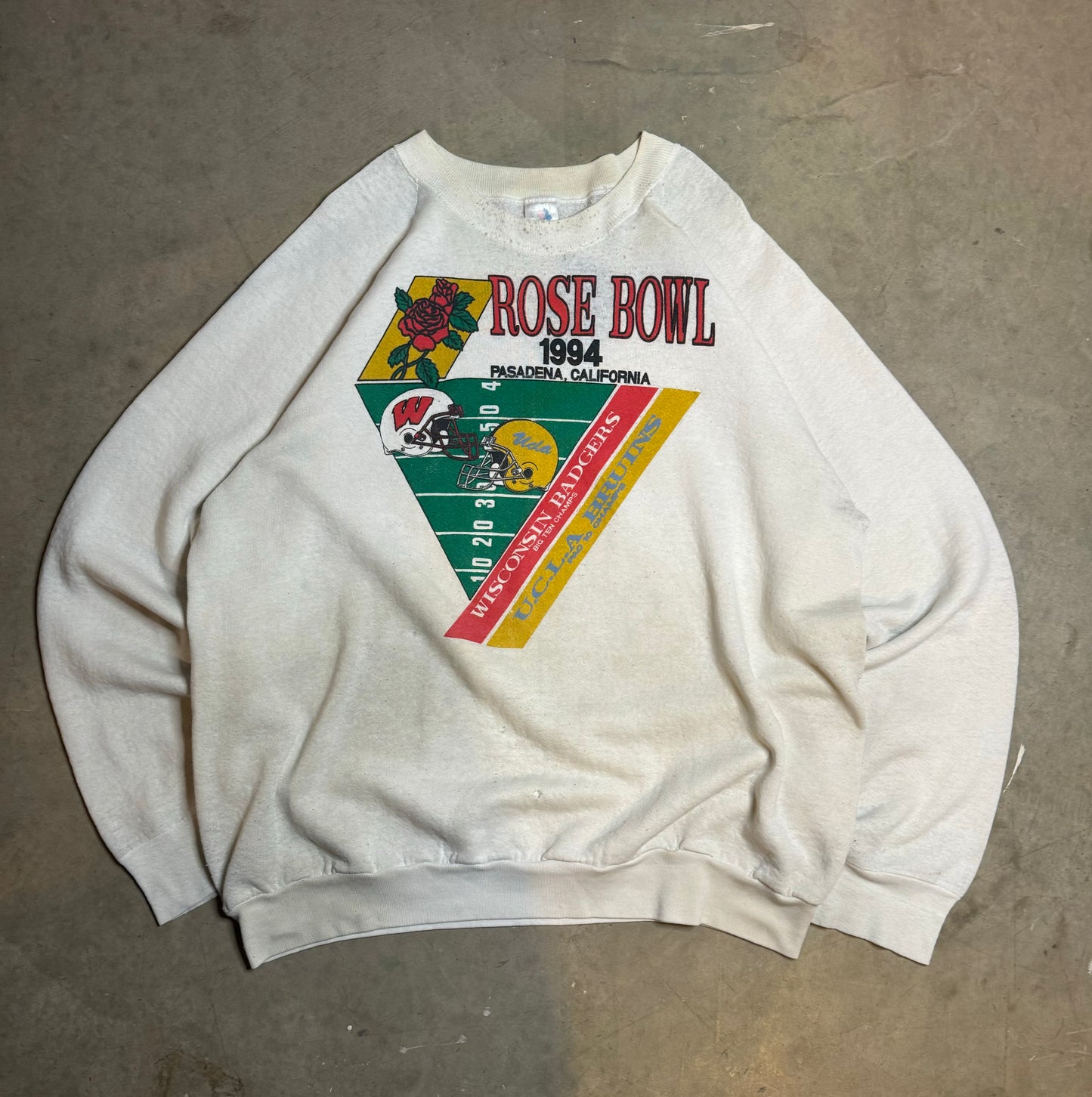 XXL - Vintage Wisconsin Badgers Rose Bowl Crewneck