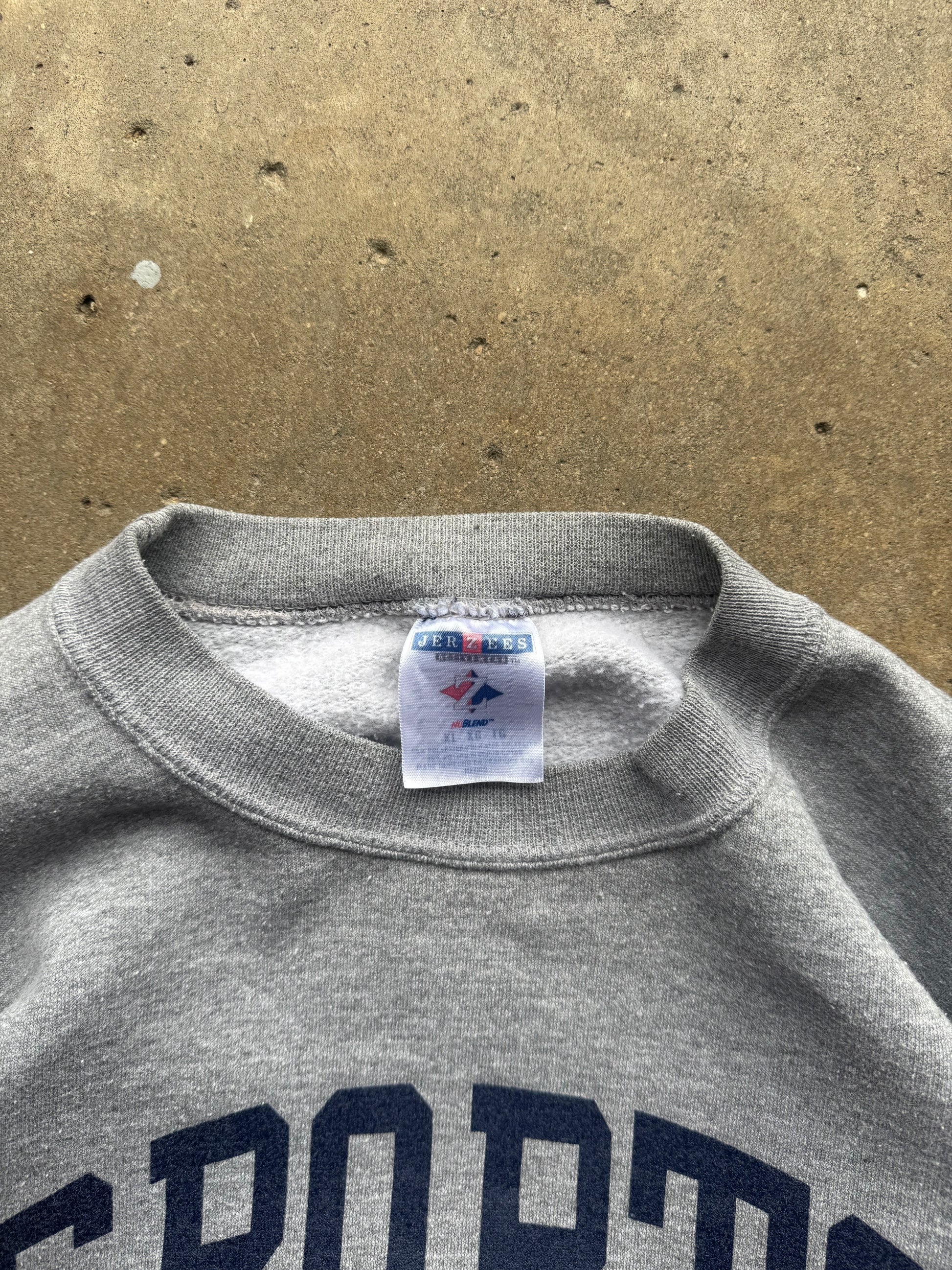 (XL) 00s Sports Illustrated Crewneck
