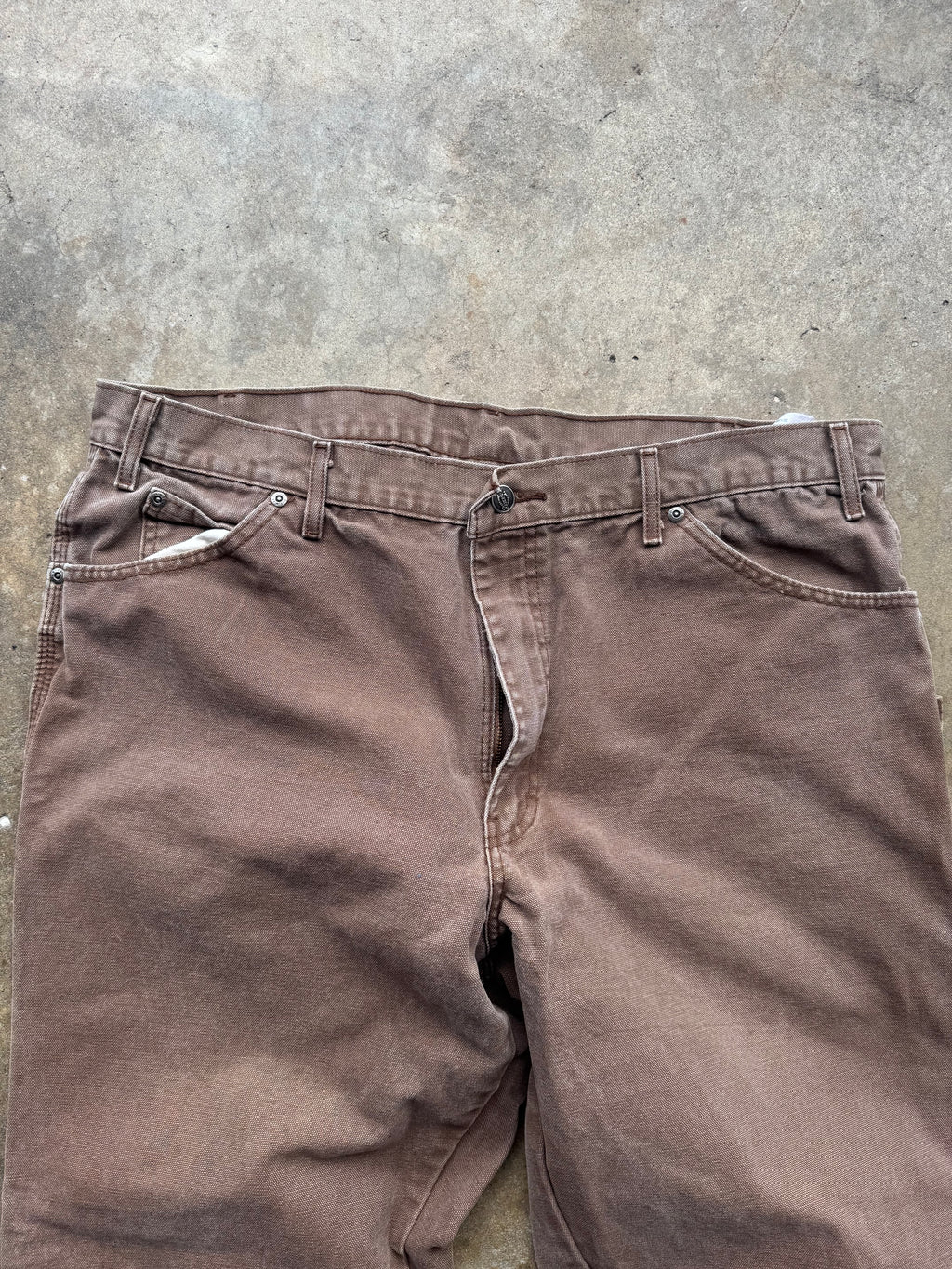 (38) 00s Faded Mocha Dickies Carpenter Pants