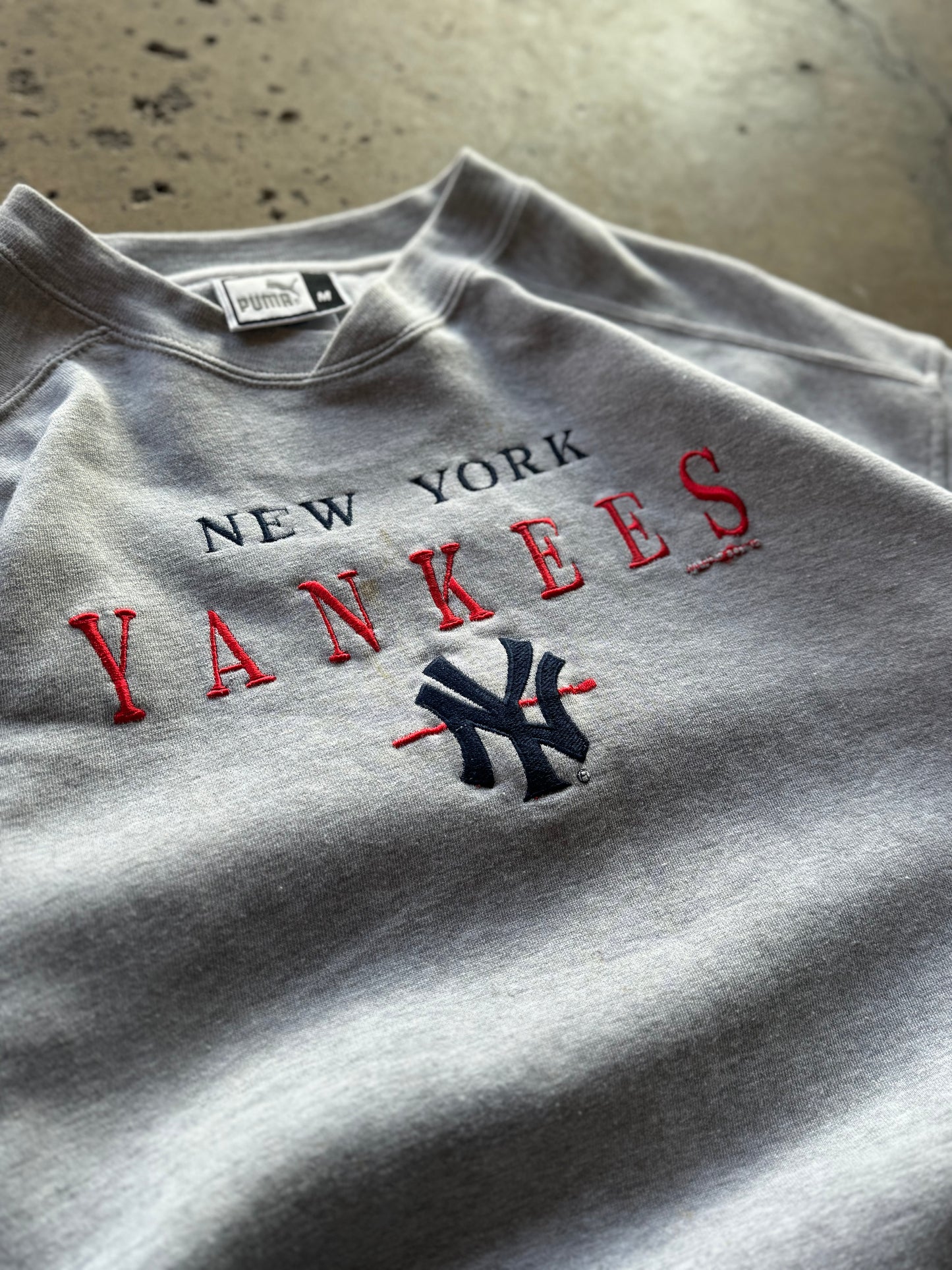 M - Vintage New York Yankees Crewneck