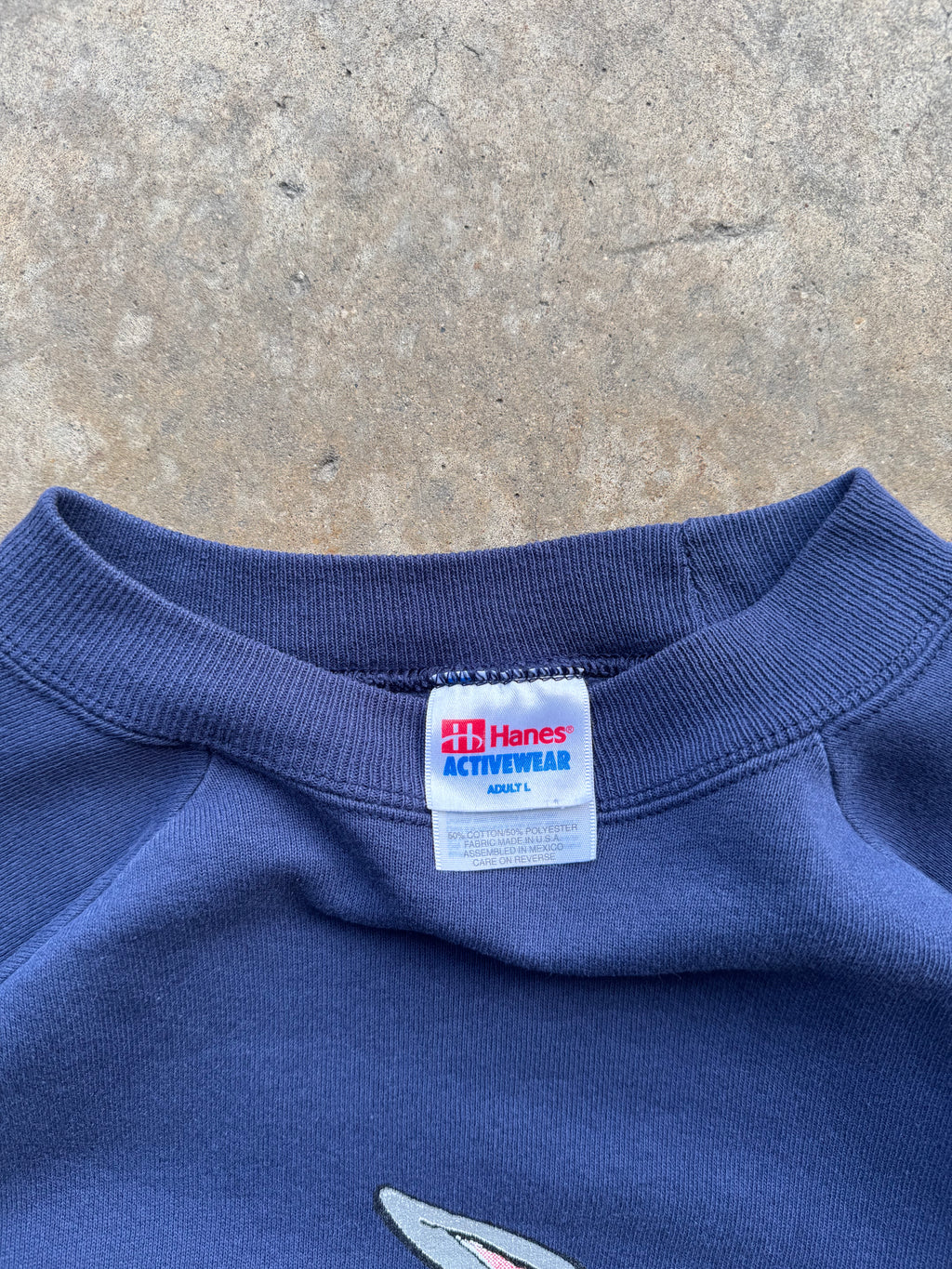 (L) 90s Georgetown University Loony Tunes Crewneck