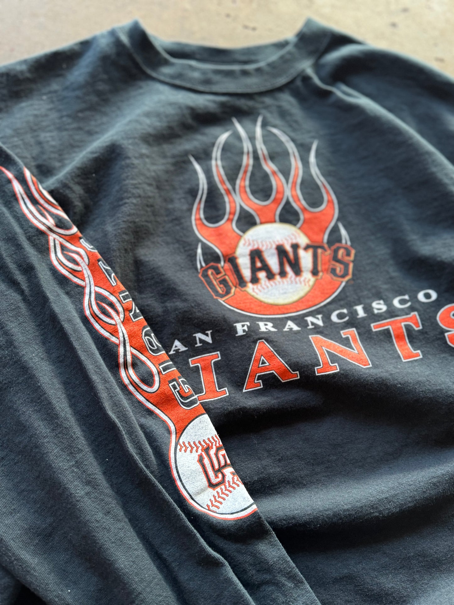 M - Vintage San Francisco Giants Long Sleeve Tee