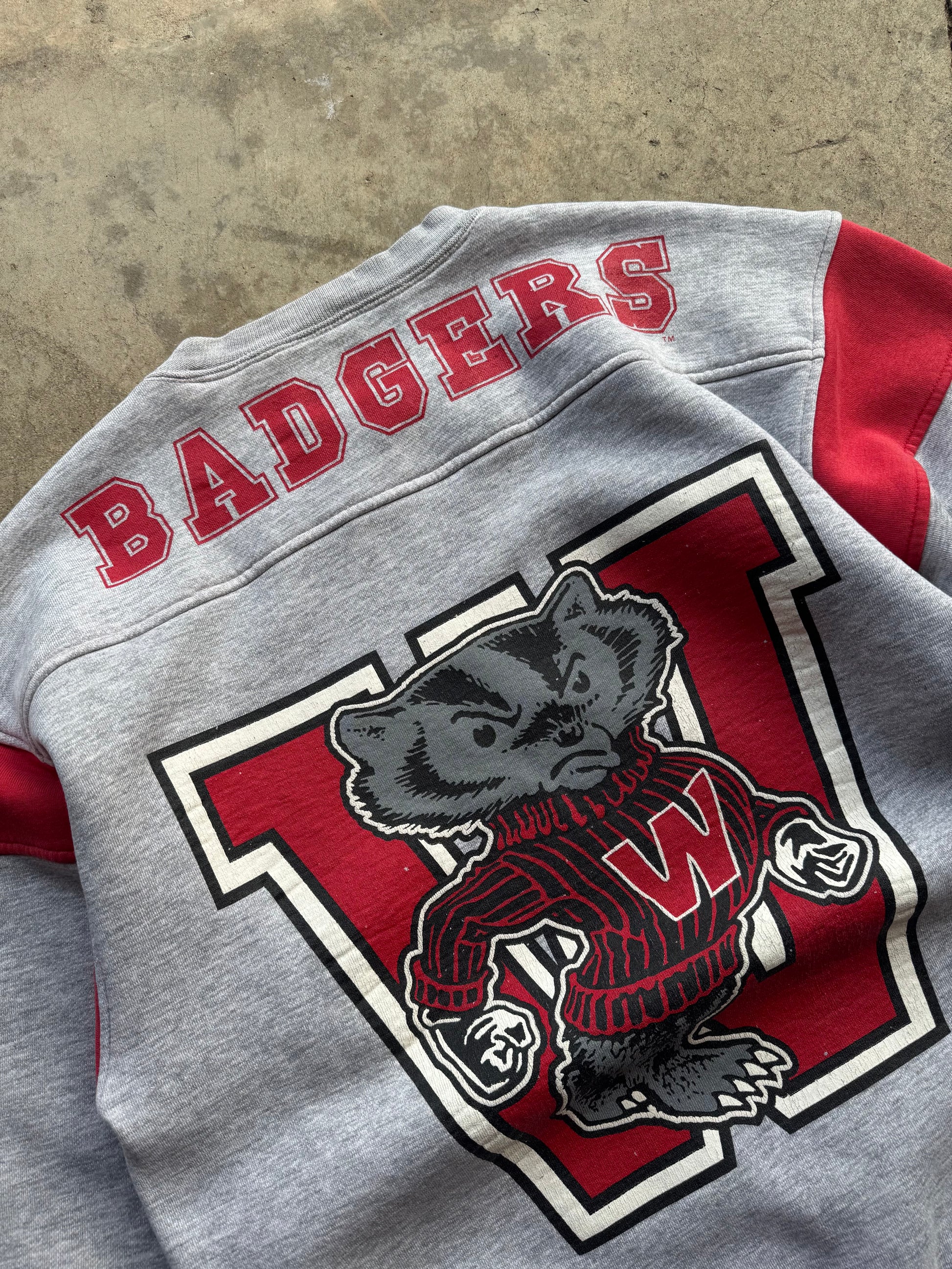 (M) 90s Wisconsin Badgers Graphic Crewneck