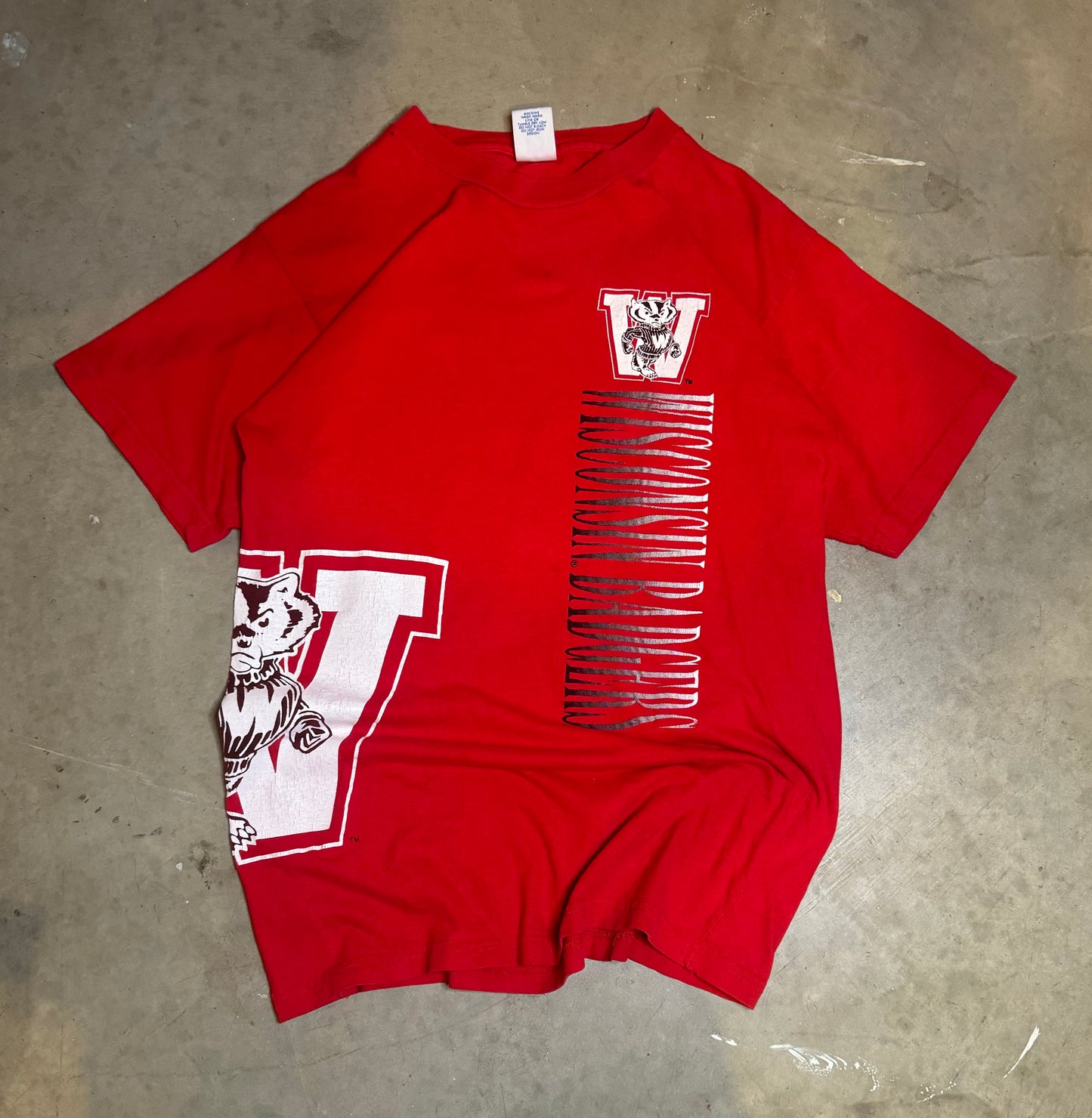 M-90s University of Wisconsin Vintage Tee