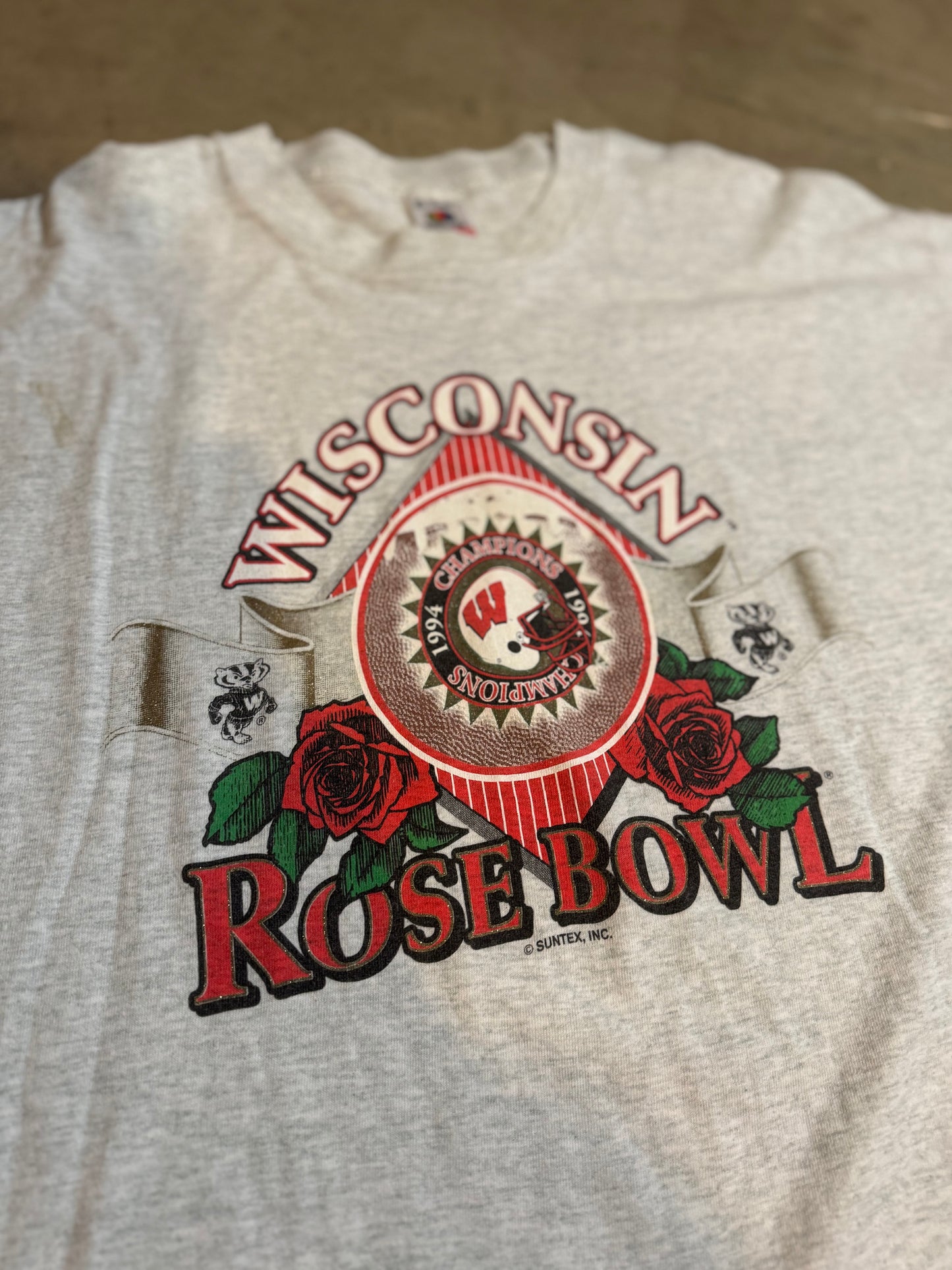 XL-90s Wisconsin Badgers “Rose Bowl” Vintage Tee