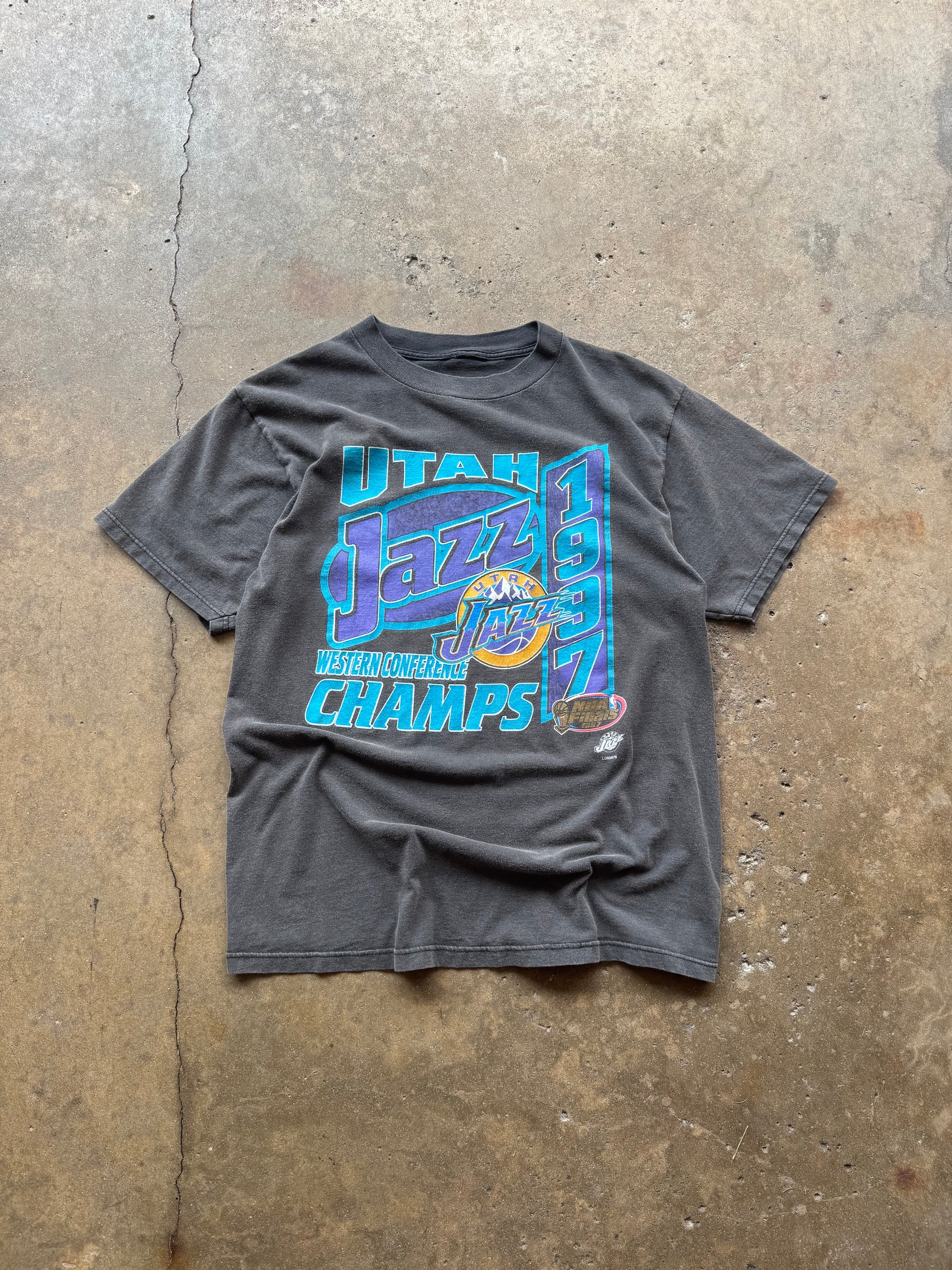 (L) 90s Faded Utah Jazz Conference Champs Tee