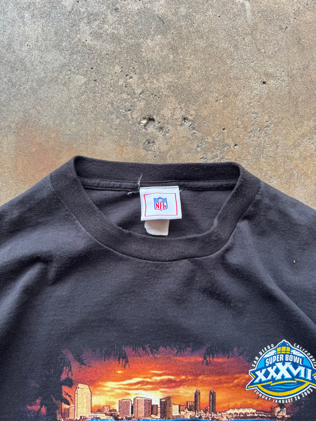 (L) 00s San Diego Super Bowl Tee