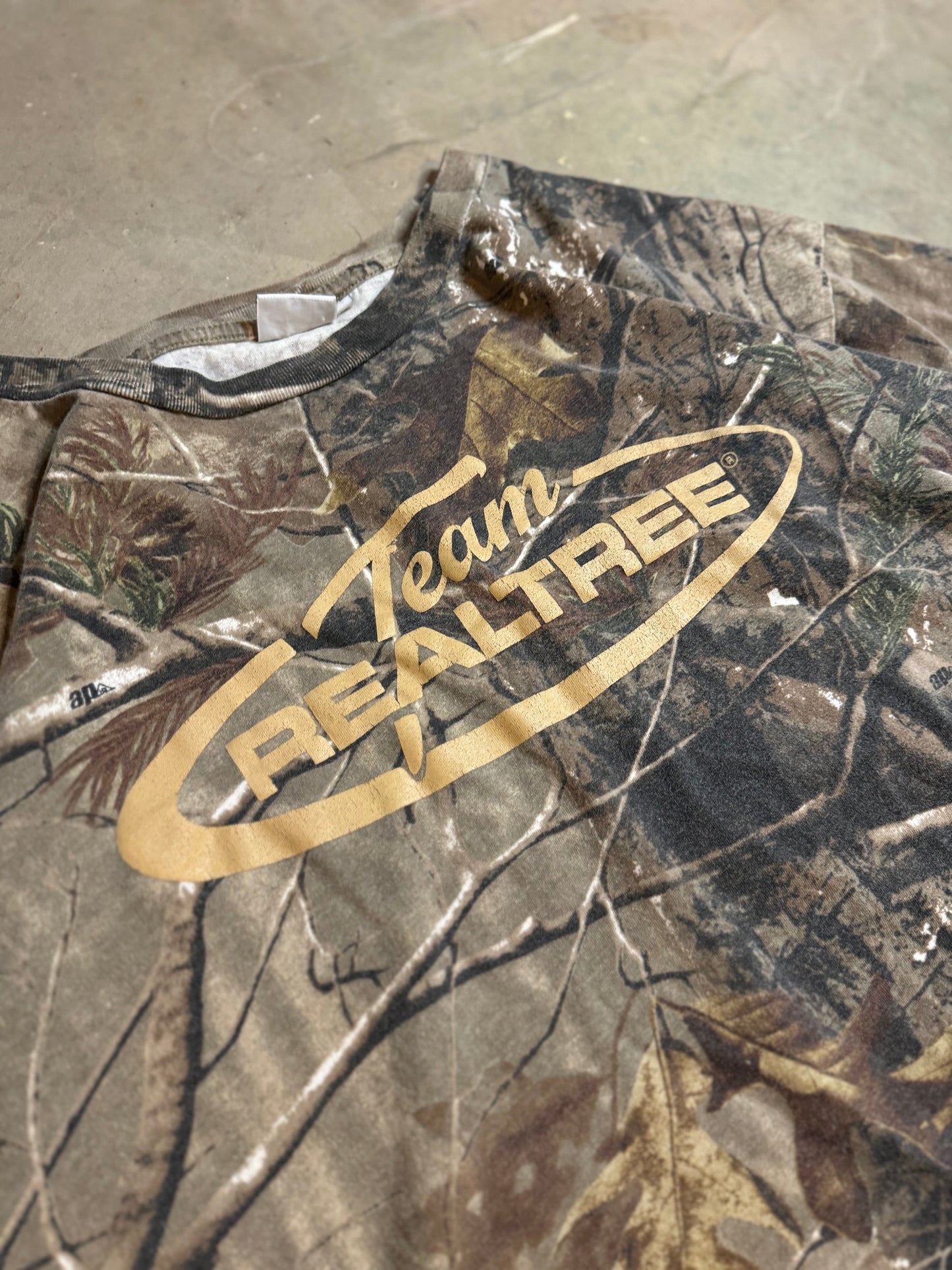 XL - Vintage 'Team Realtree' Camo Tee