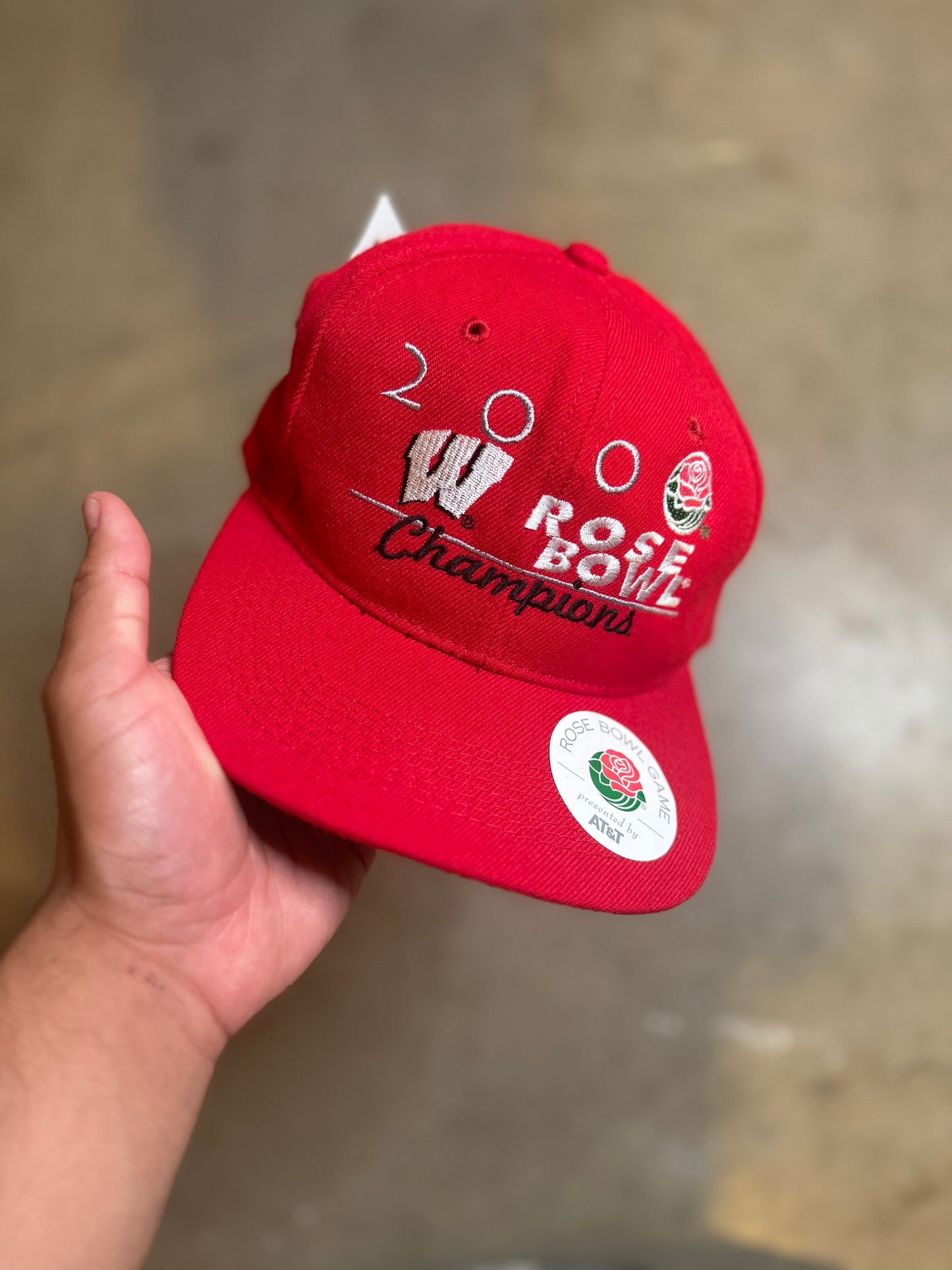 00’s Vintage Wisconsin Badger Rose Bowl Hat