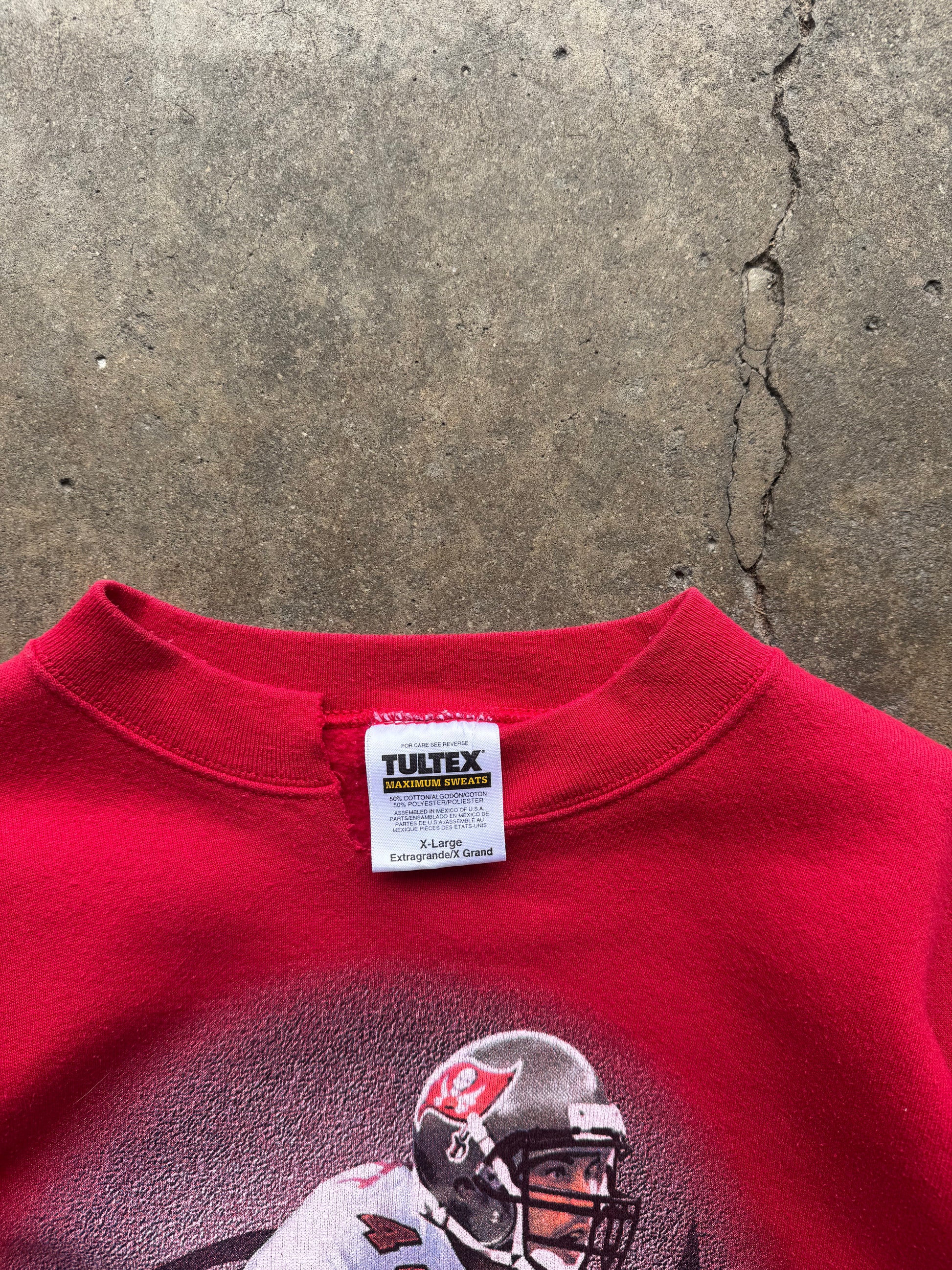 (L) 90s Tampa Bay Buccaneers Crewneck