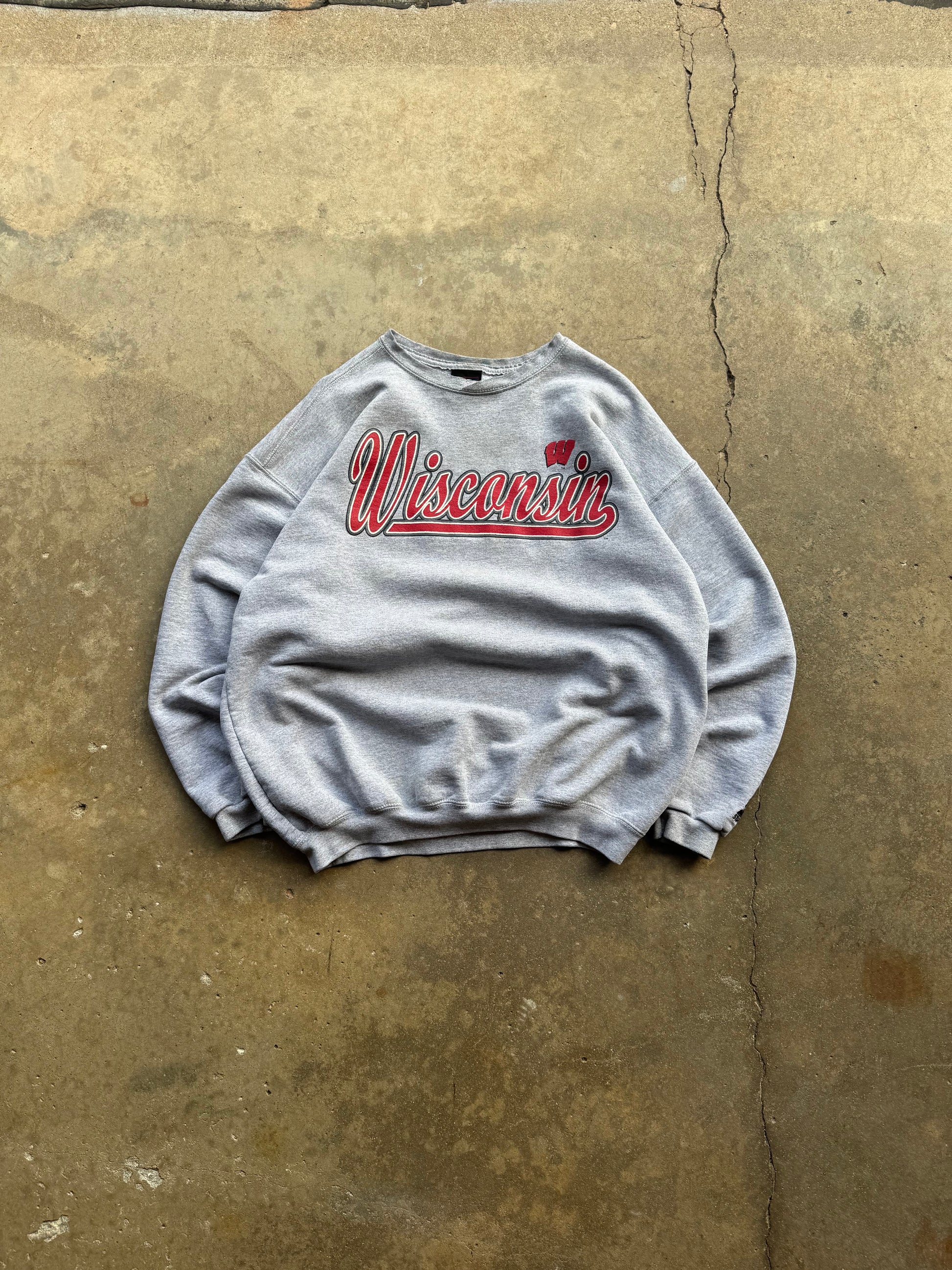 (L) 90s Starter University of Wisconsin Crewneck