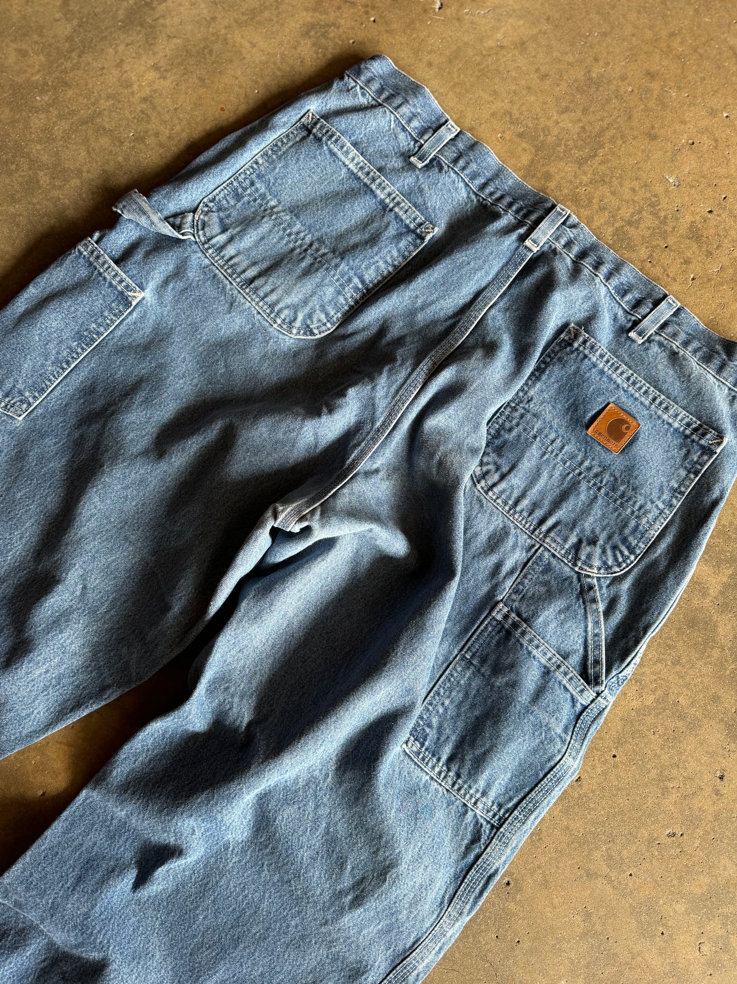 40 - Faded Carhartt Carpenter Pants