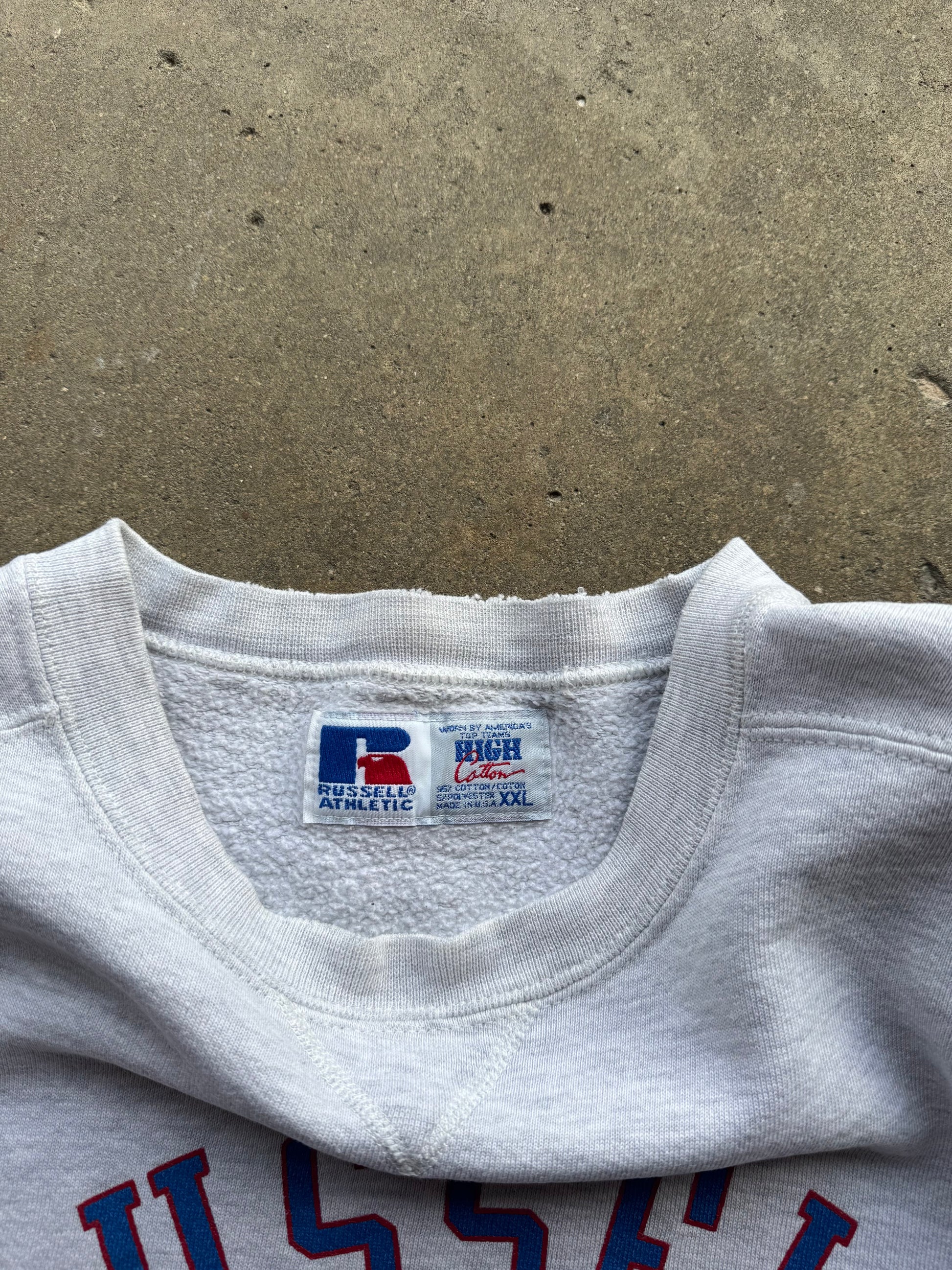 (XL) 90s Russell Athletic Logo Crewneck