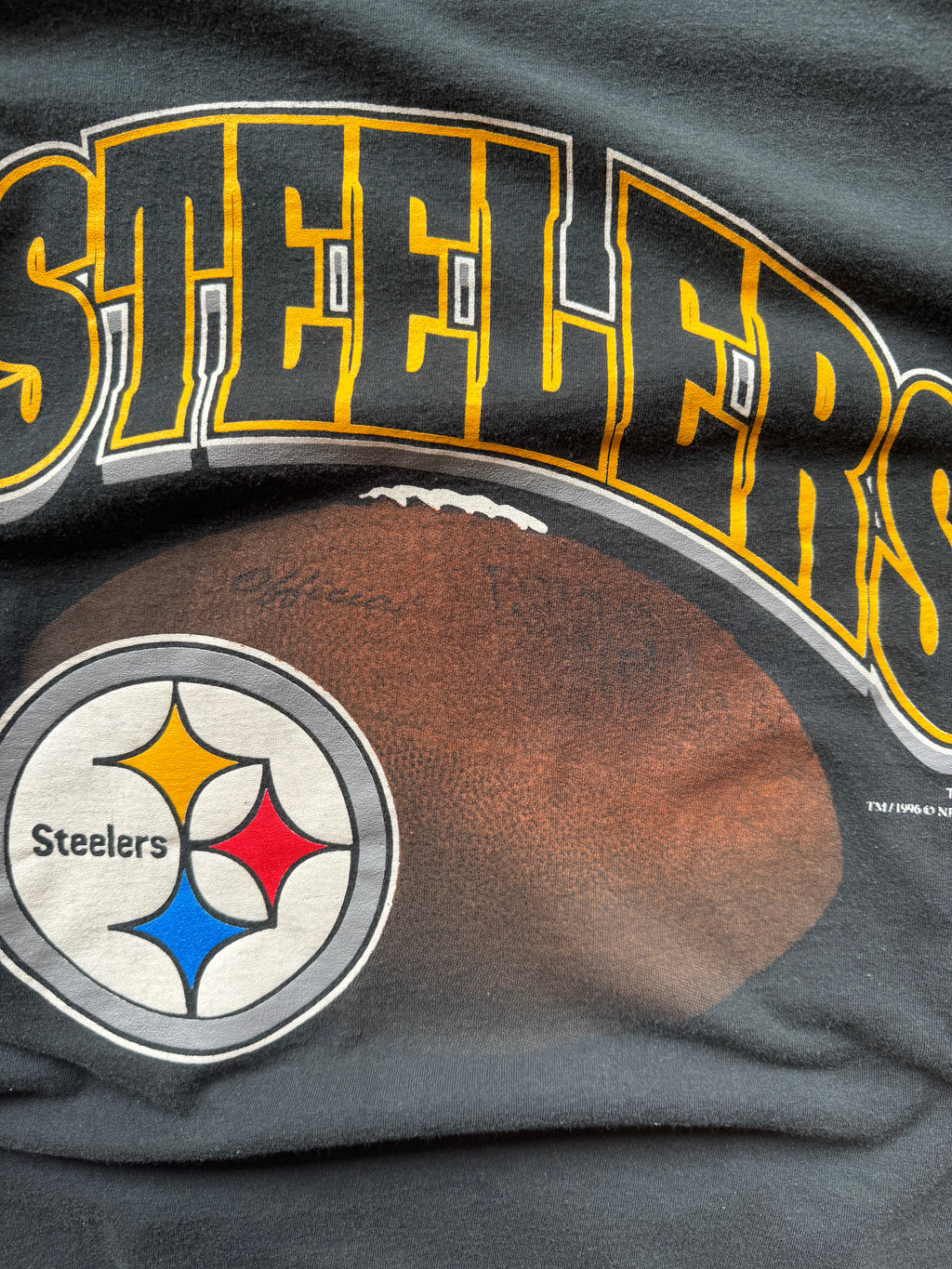(S) 90s Pittsburg Steelers Graphic Tee