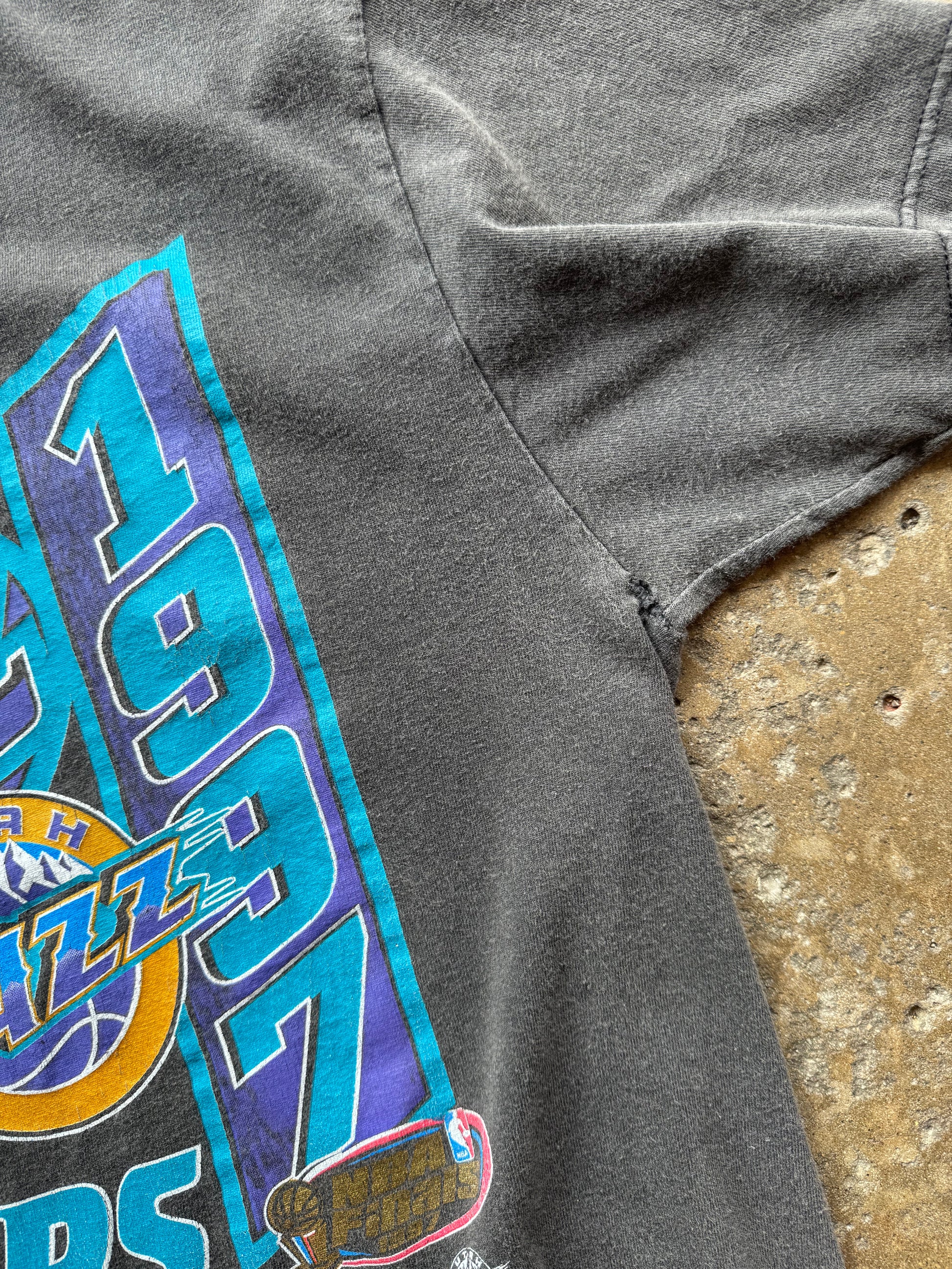 (L) 90s Faded Utah Jazz Conference Champs Tee