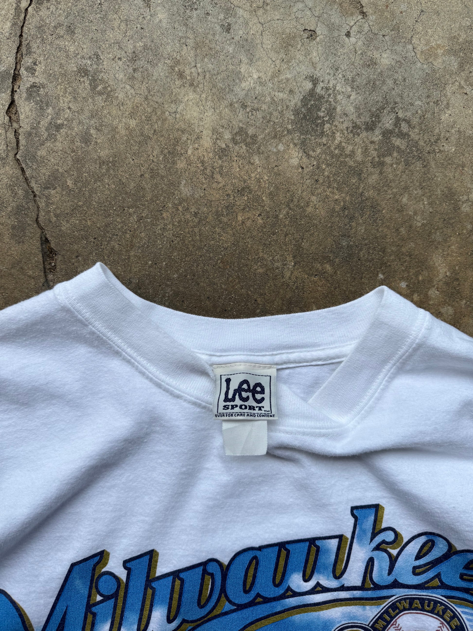 (XL) 00s Milwaukee Brewers Miller Park Graphic Tee