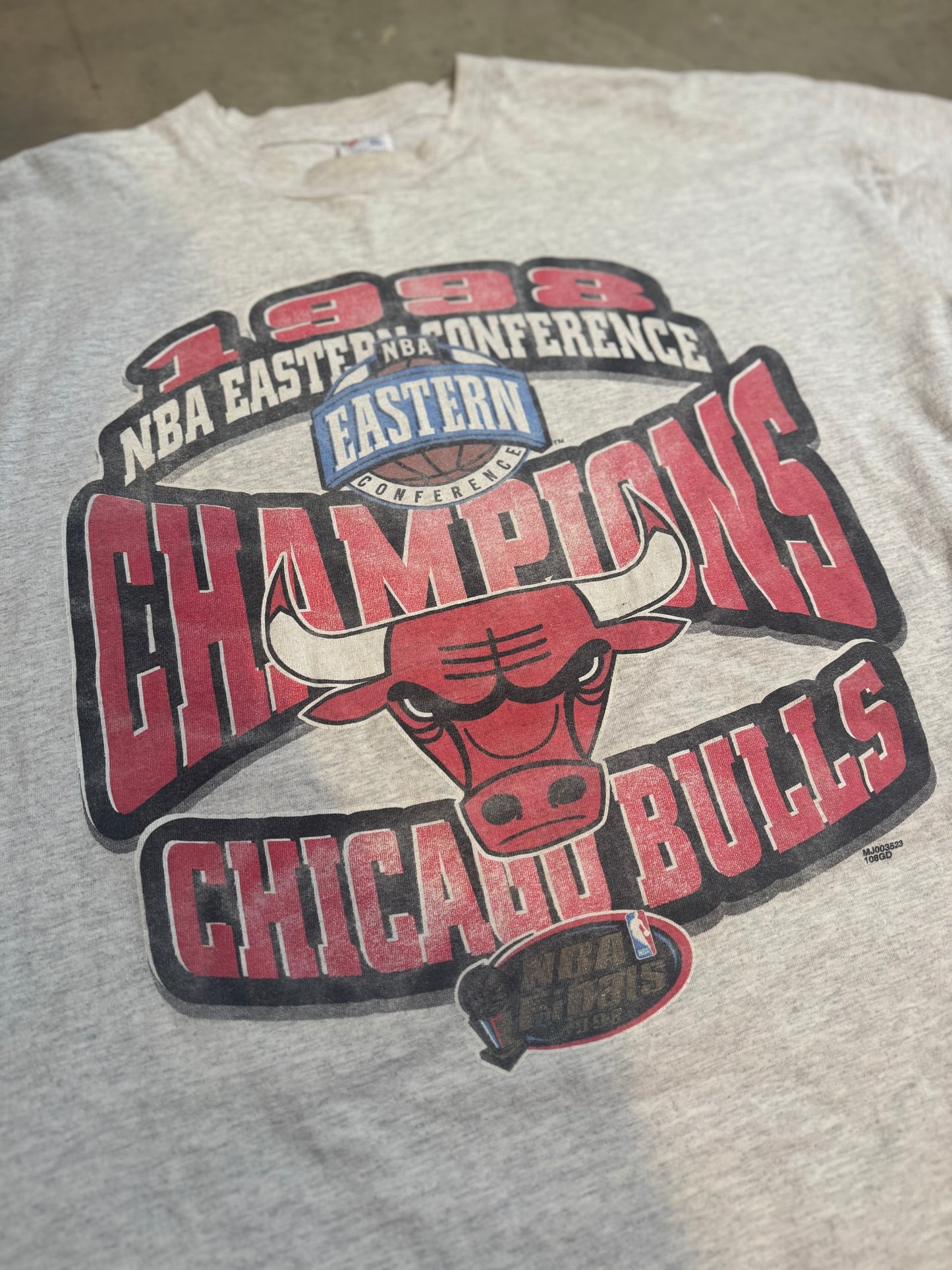 XL-90s Chicago Bulls Vintage Tee