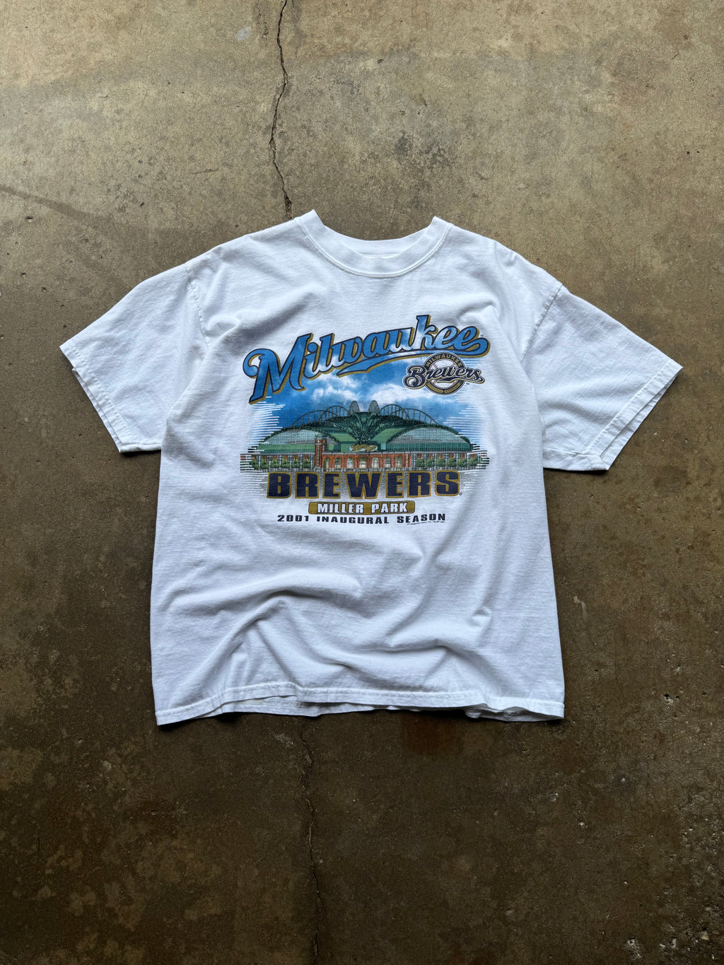 (XL) 00s Milwaukee Brewers Miller Park Graphic Tee