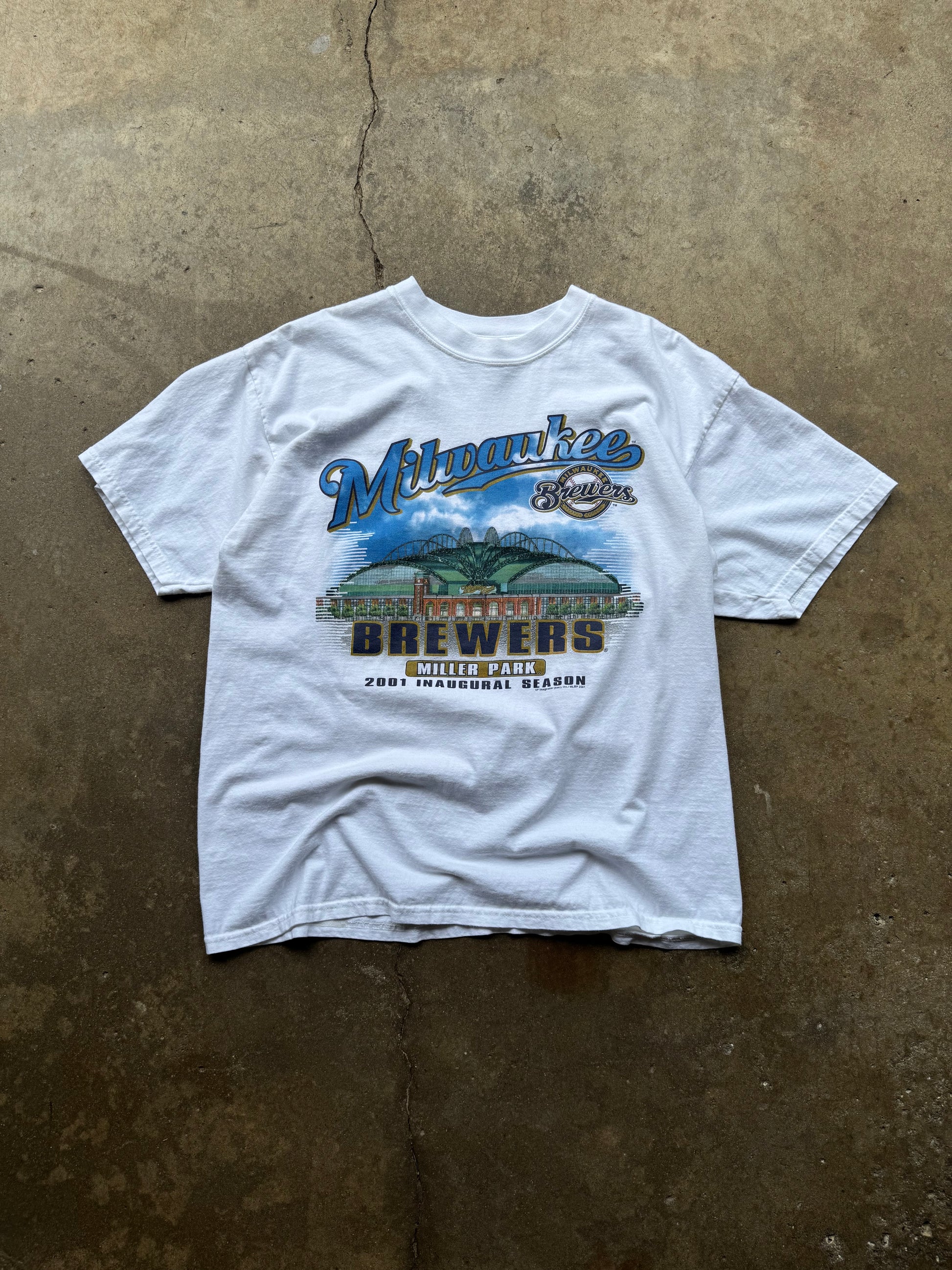 (XL) 00s Milwaukee Brewers Miller Park Graphic Tee