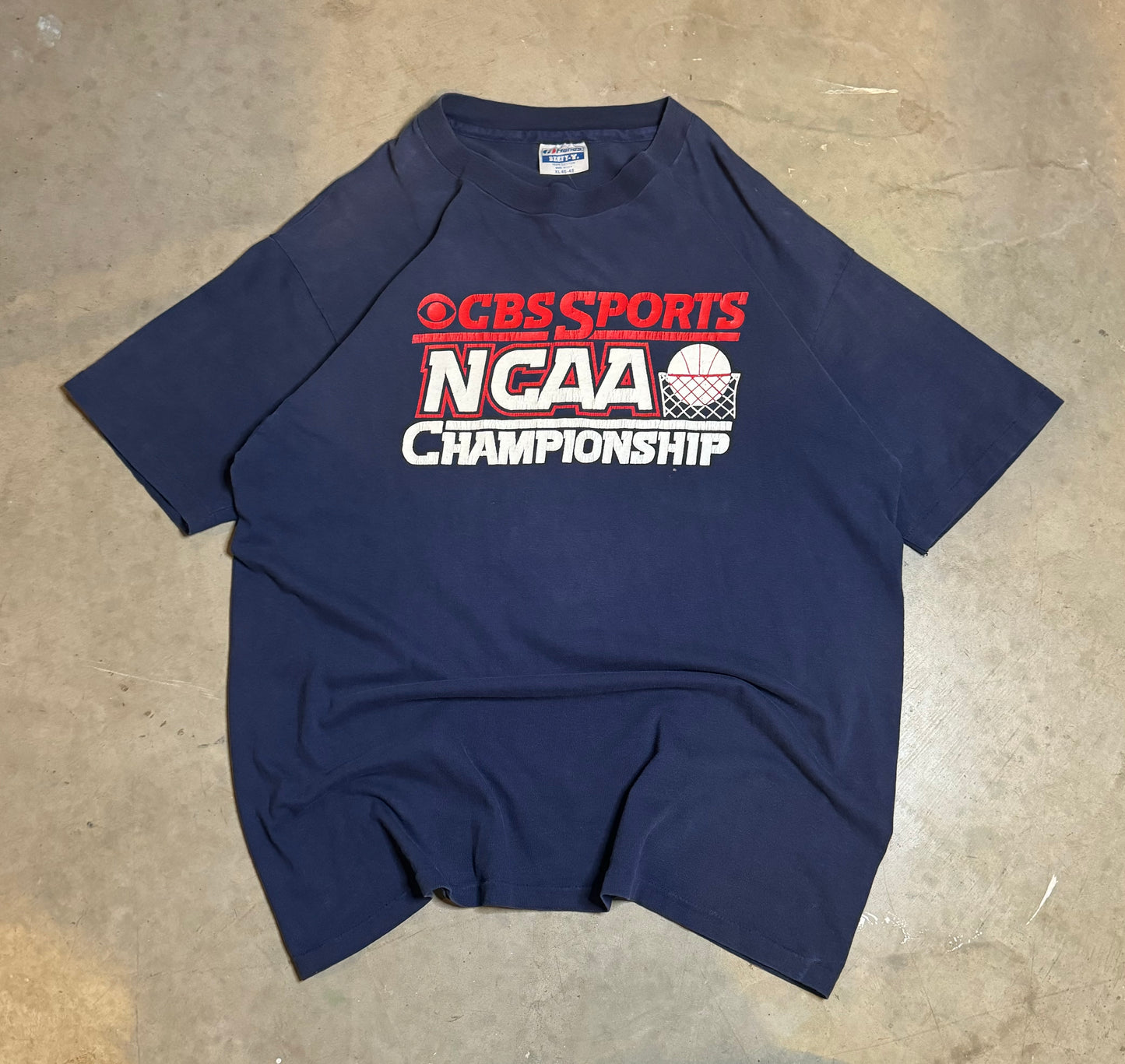 XL-90s NCAA Championship Vintage Tee