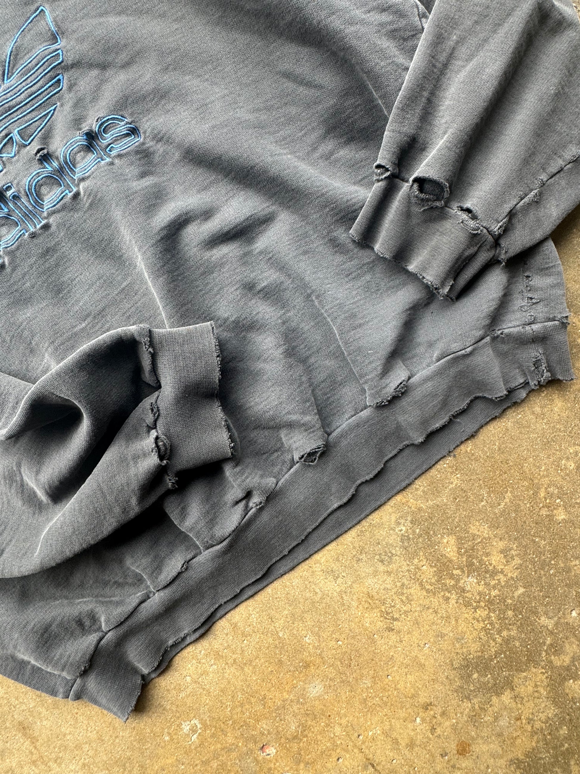 (L) 90s Adidas Logo Crewneck