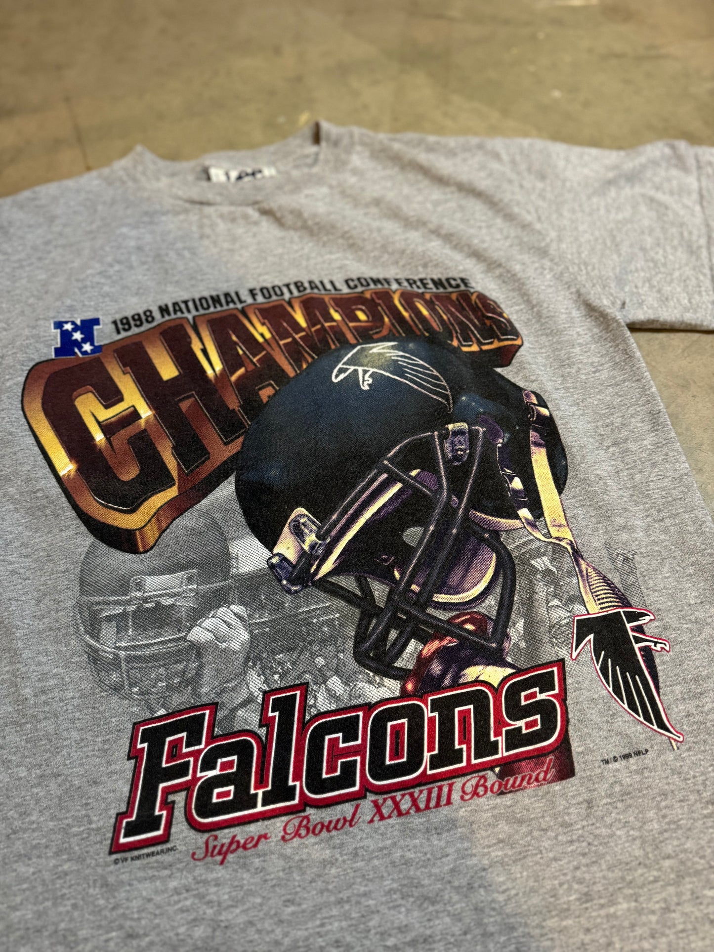 M-90s Atlanta Falcons Vintage Tee