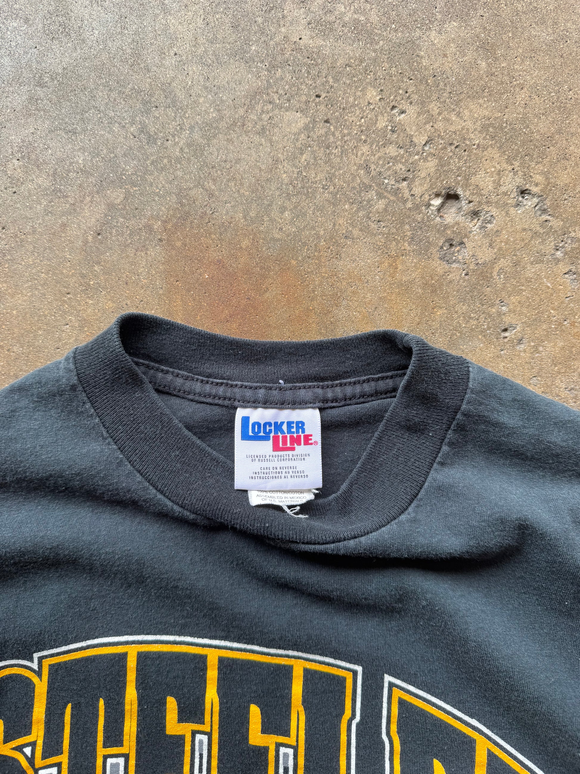 (S) 90s Pittsburg Steelers Graphic Tee