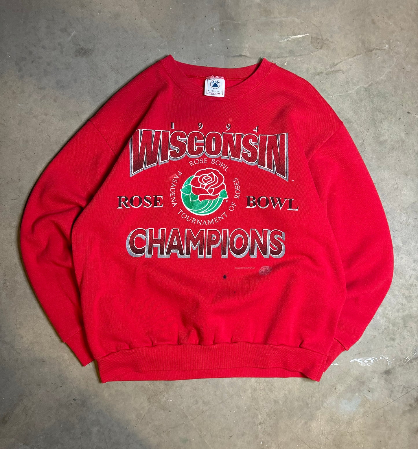 XL - Vintage Wisconsin Badgers Crewneck