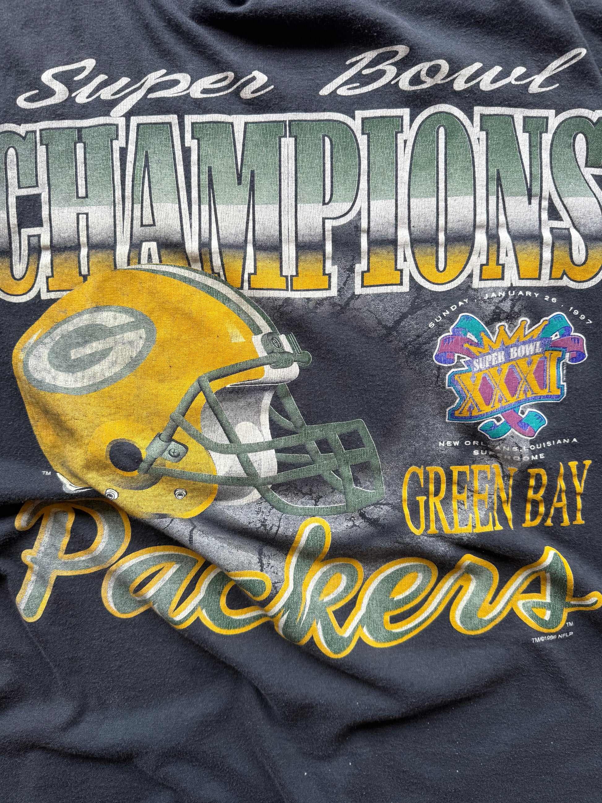 (XL) 90s Faded Green Bay Packers Super Bowl Tee