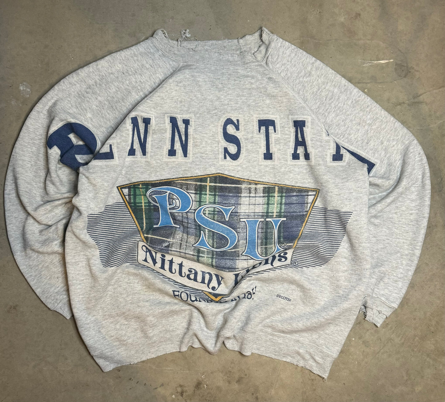 XL-90s Penn State AOP thrashed Vintage Crewneck