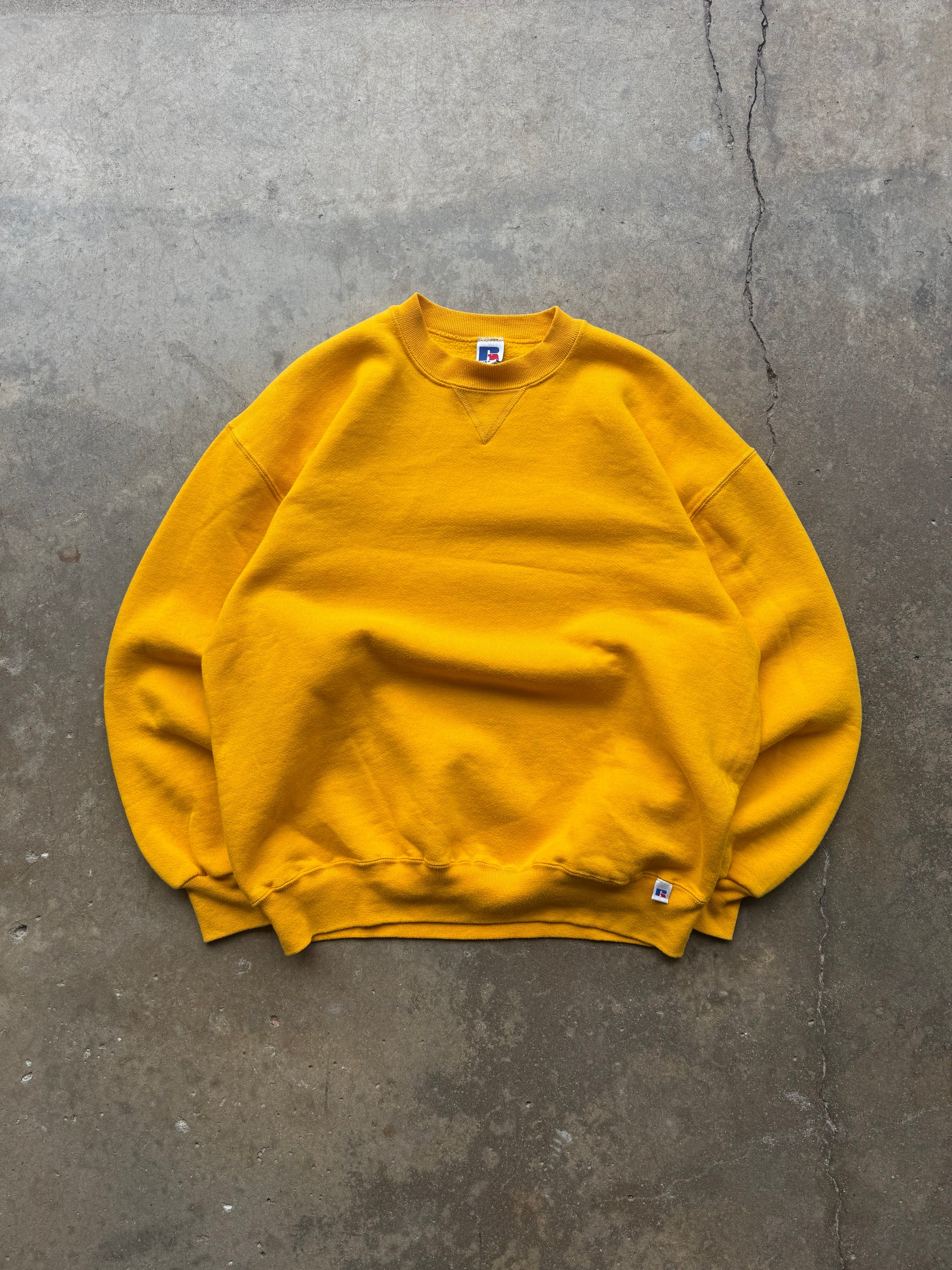 (XL) 90s Russell Athletic Blank Crewneck