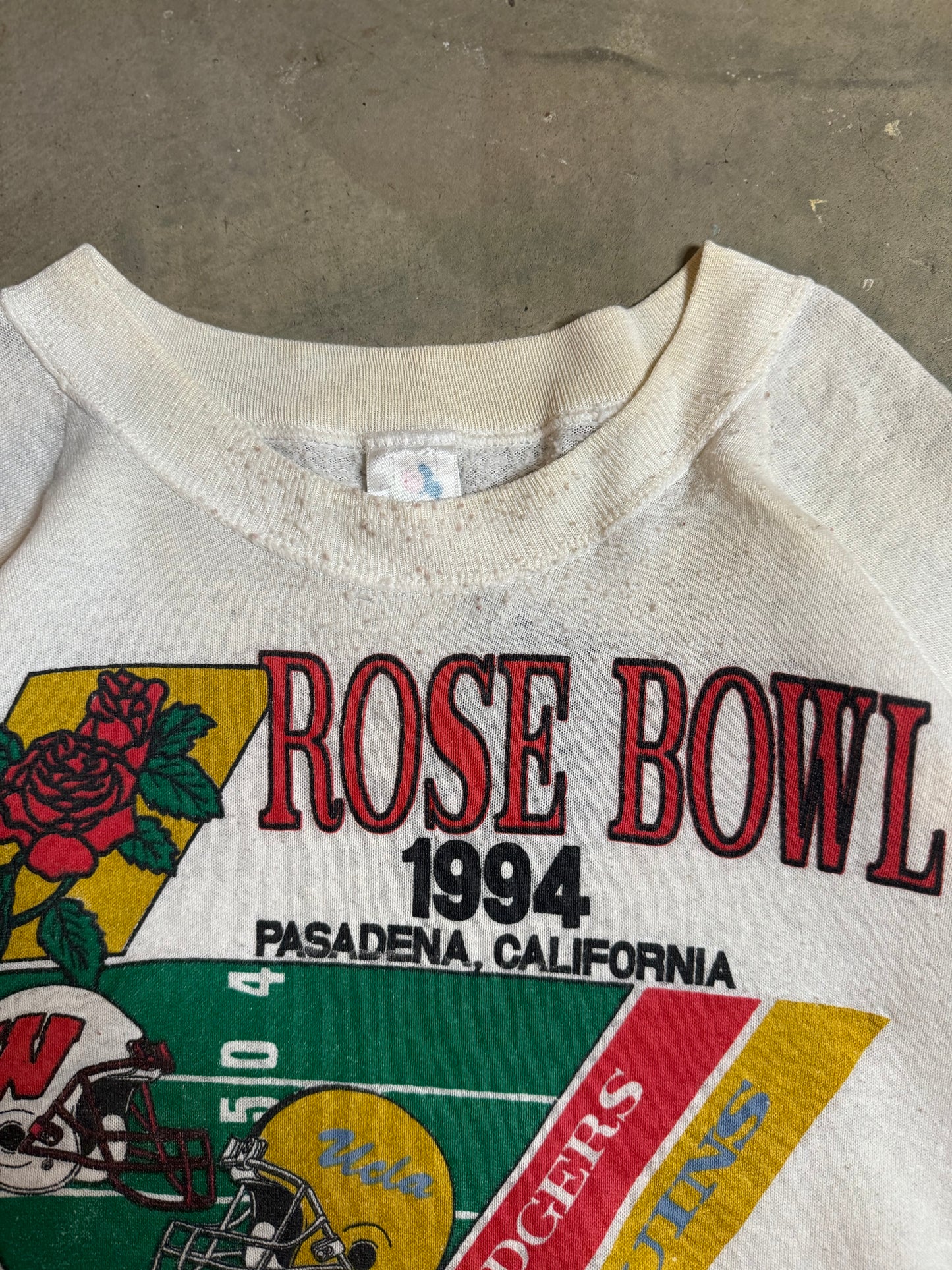 XXL - Vintage Wisconsin Badgers Rose Bowl Crewneck