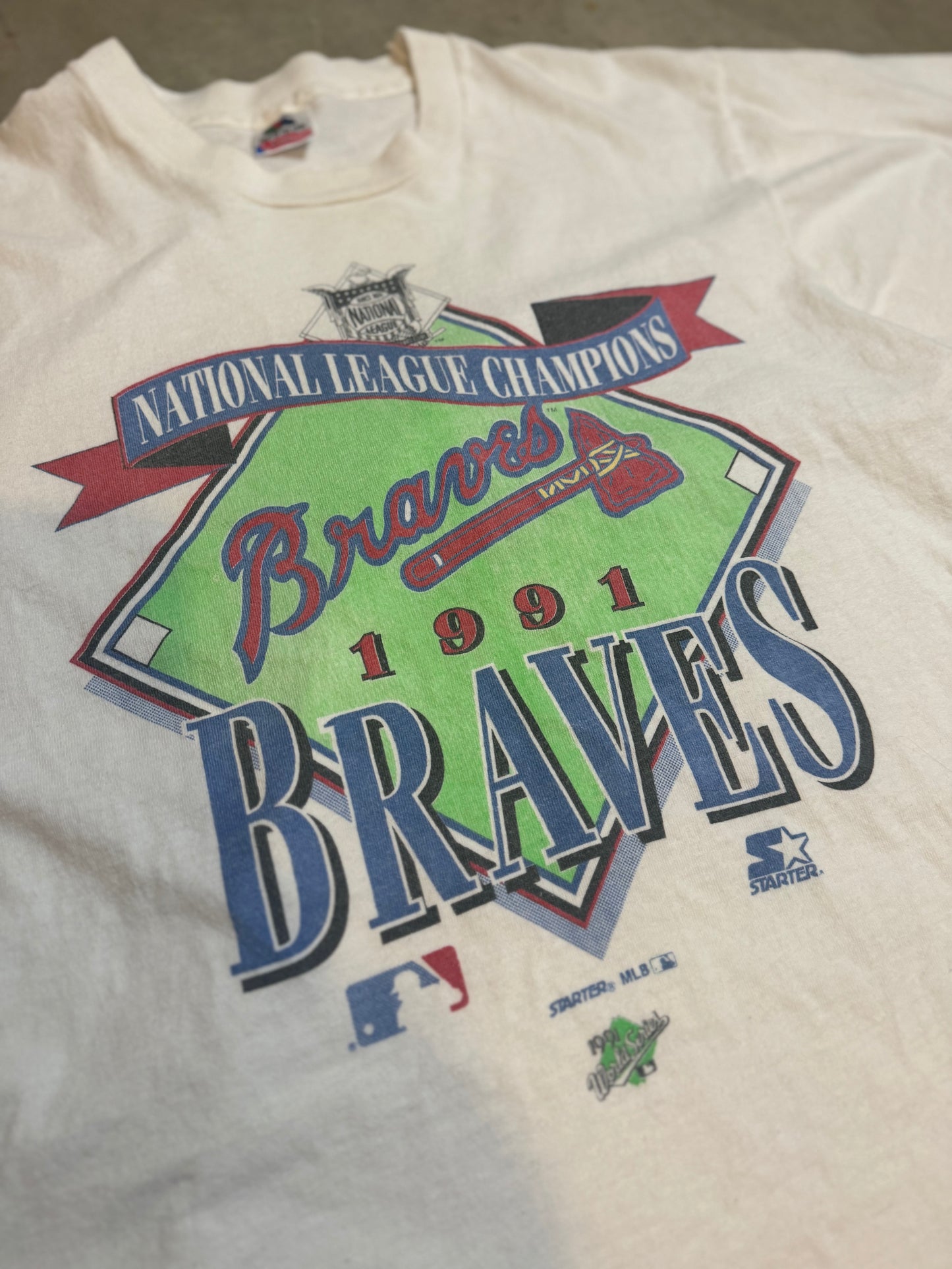 S-90s Atlanta Braves Vintage Tee