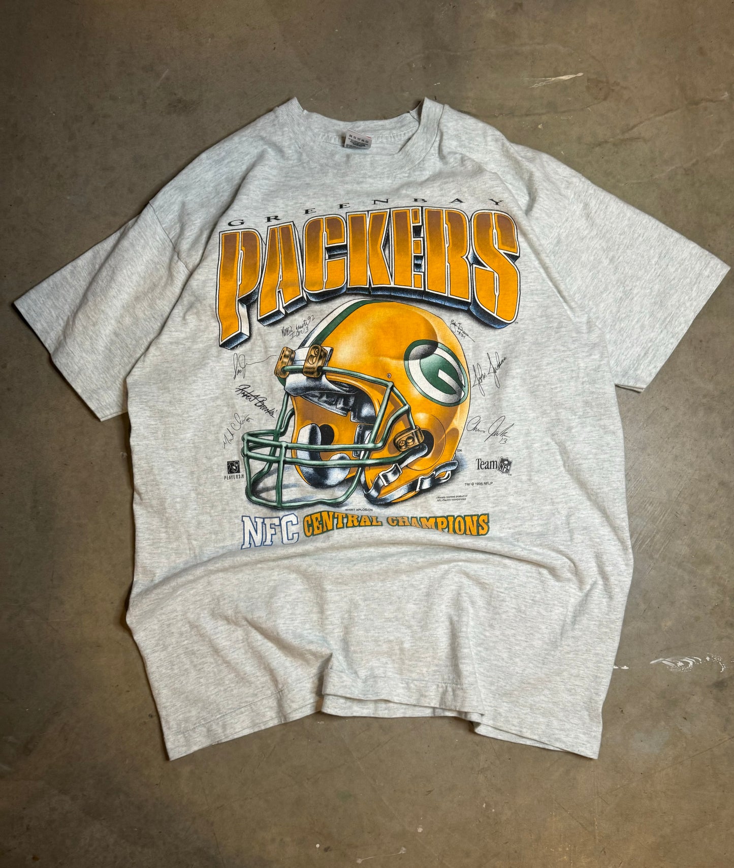 XL - Vintage Green Bay Packers Helmet Tee