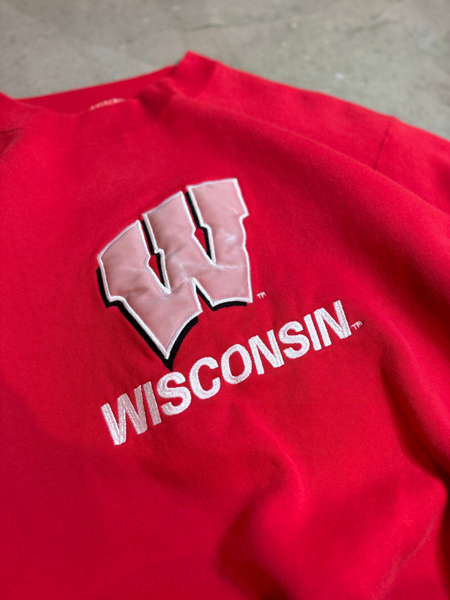 L - Vintage Wisconsin Badgers Crewneck