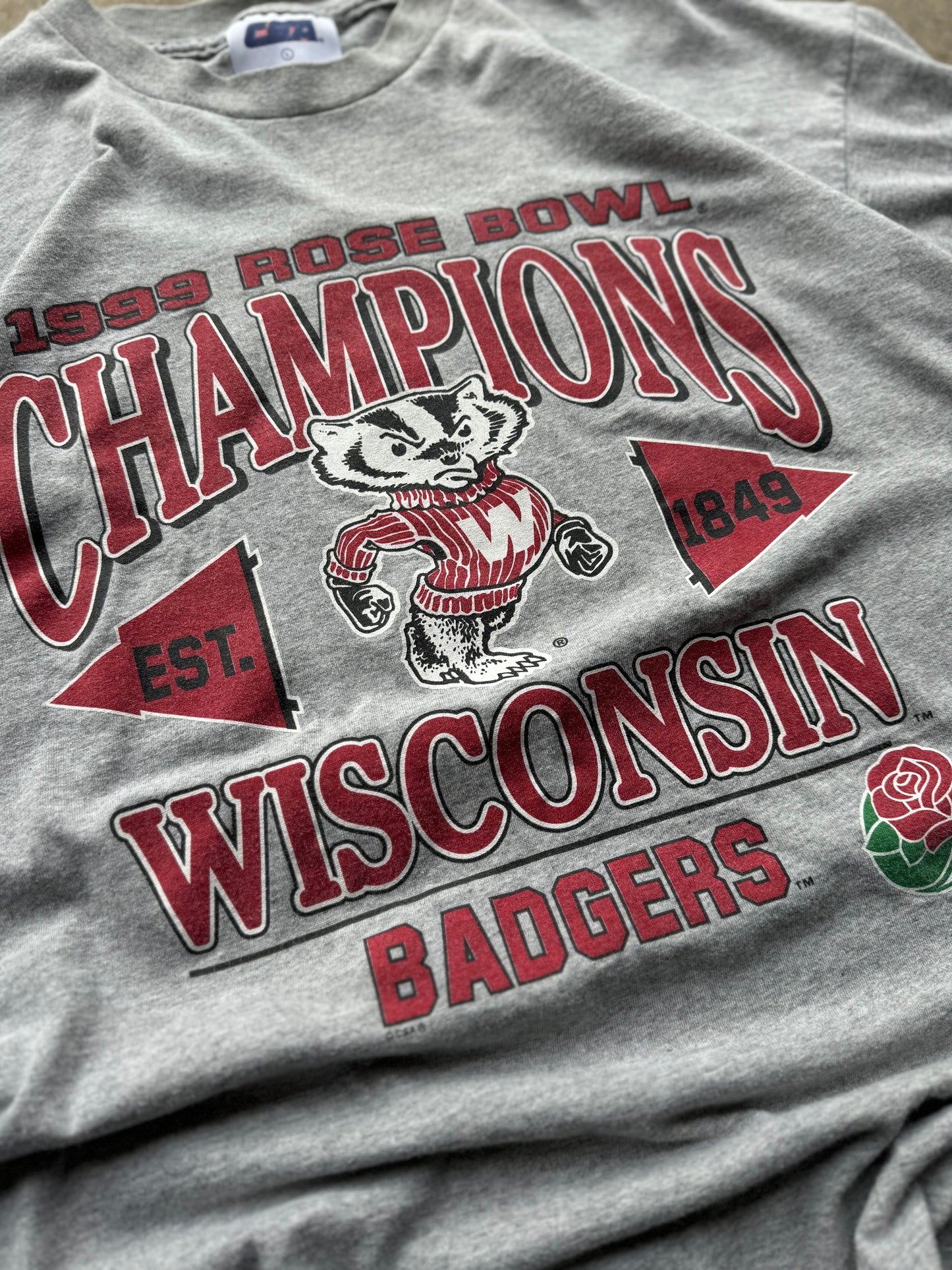 L - Vintage Wisconsin Badgers Rose Bowl Champs Tee