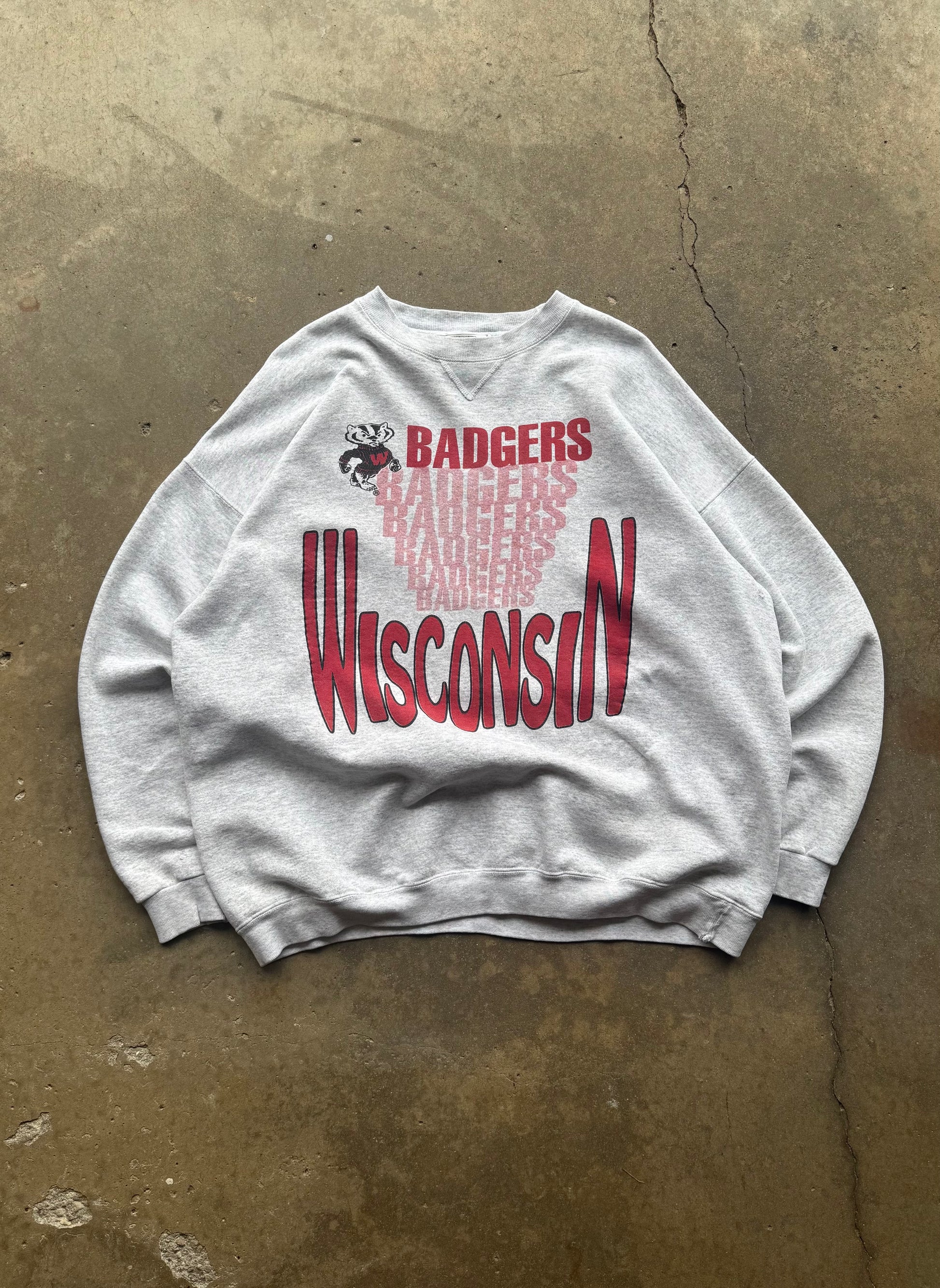 (XXL) 90s Wisconsin Badgers Graphic Crewneck