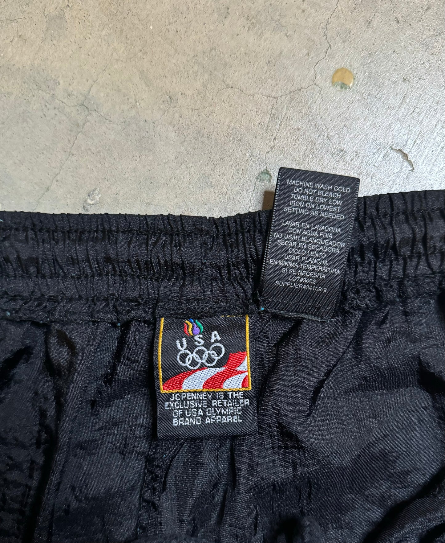 L-90s Olympics Vintage Shorts