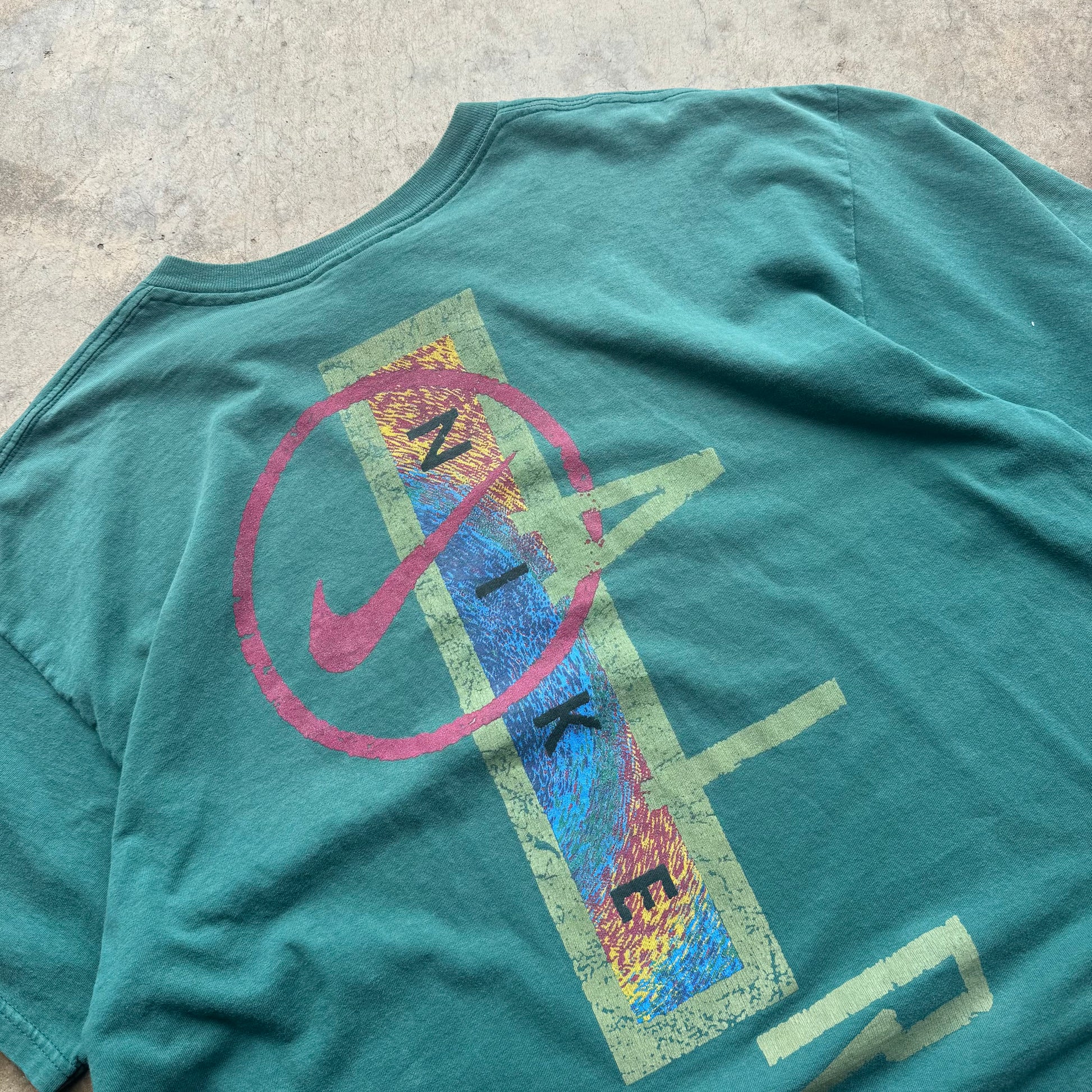(XL) 90s Nike Faded Green Graphic Tee