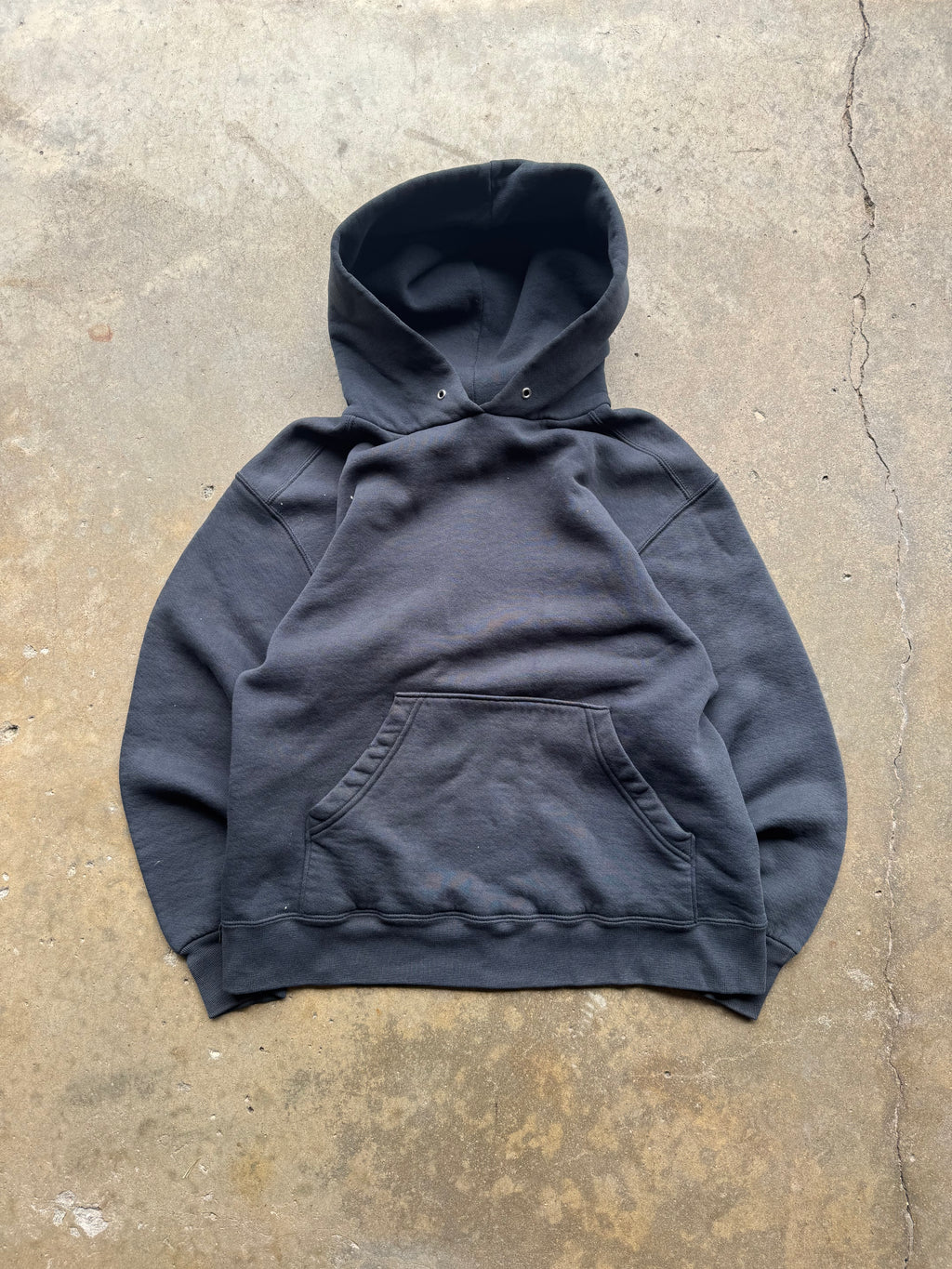 (M) 00s Faded Black Blank Hoodie