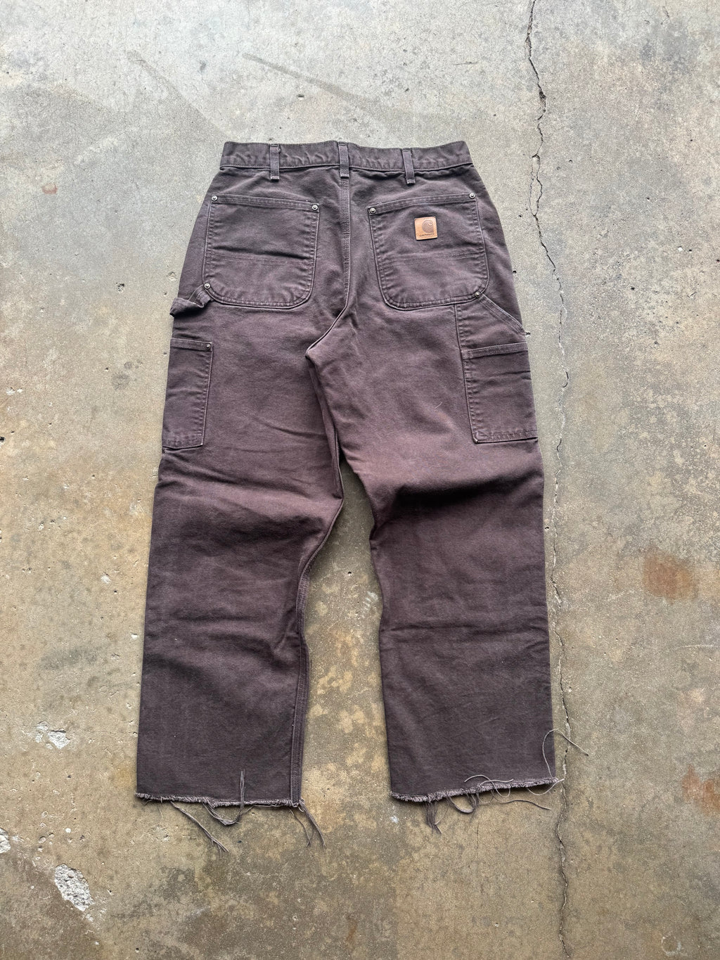 (32) 00s Mocha Carhartt Double Knee Pants