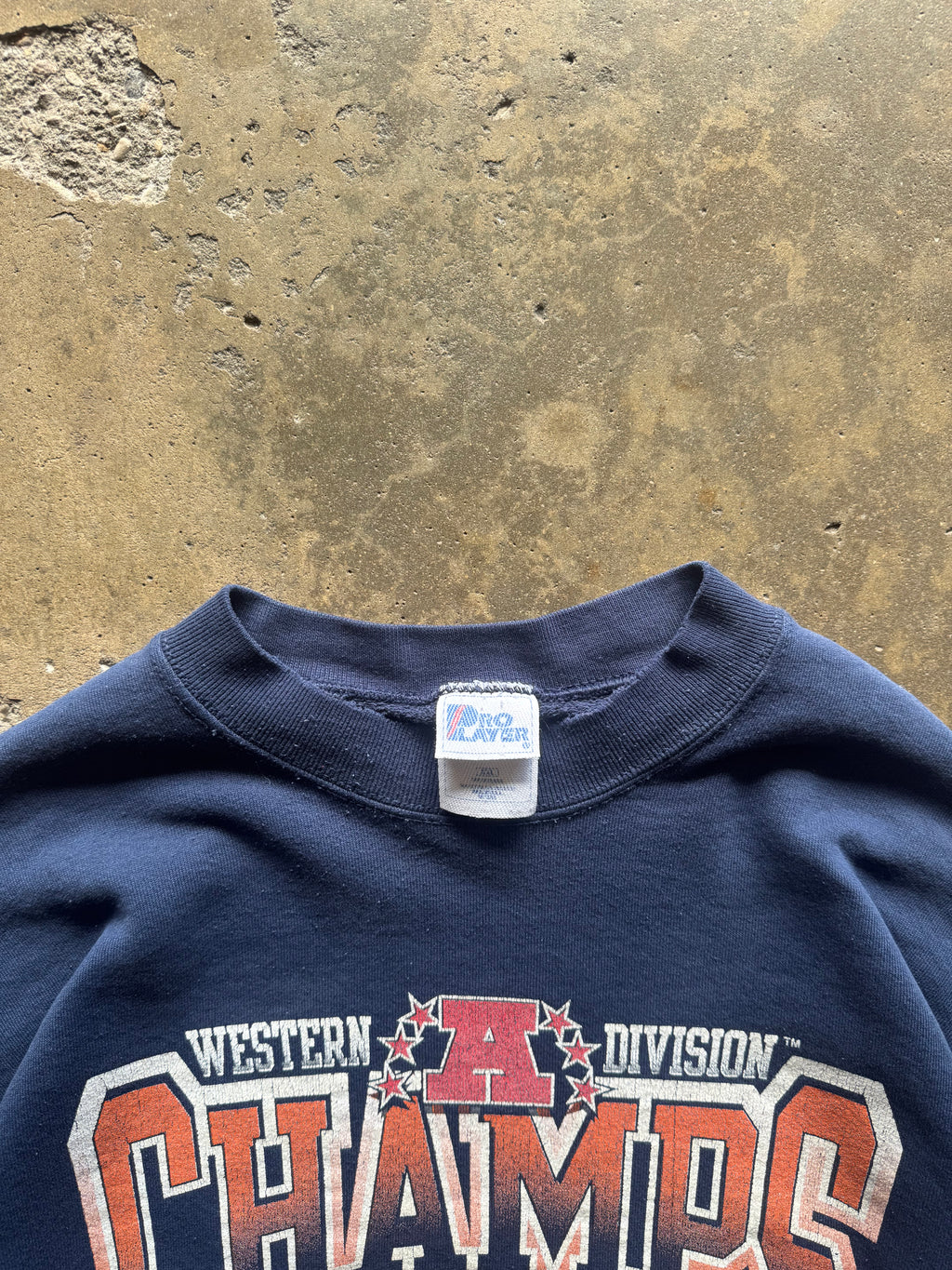 (XXL) 90s Denver Broncos Graphic Crewneck