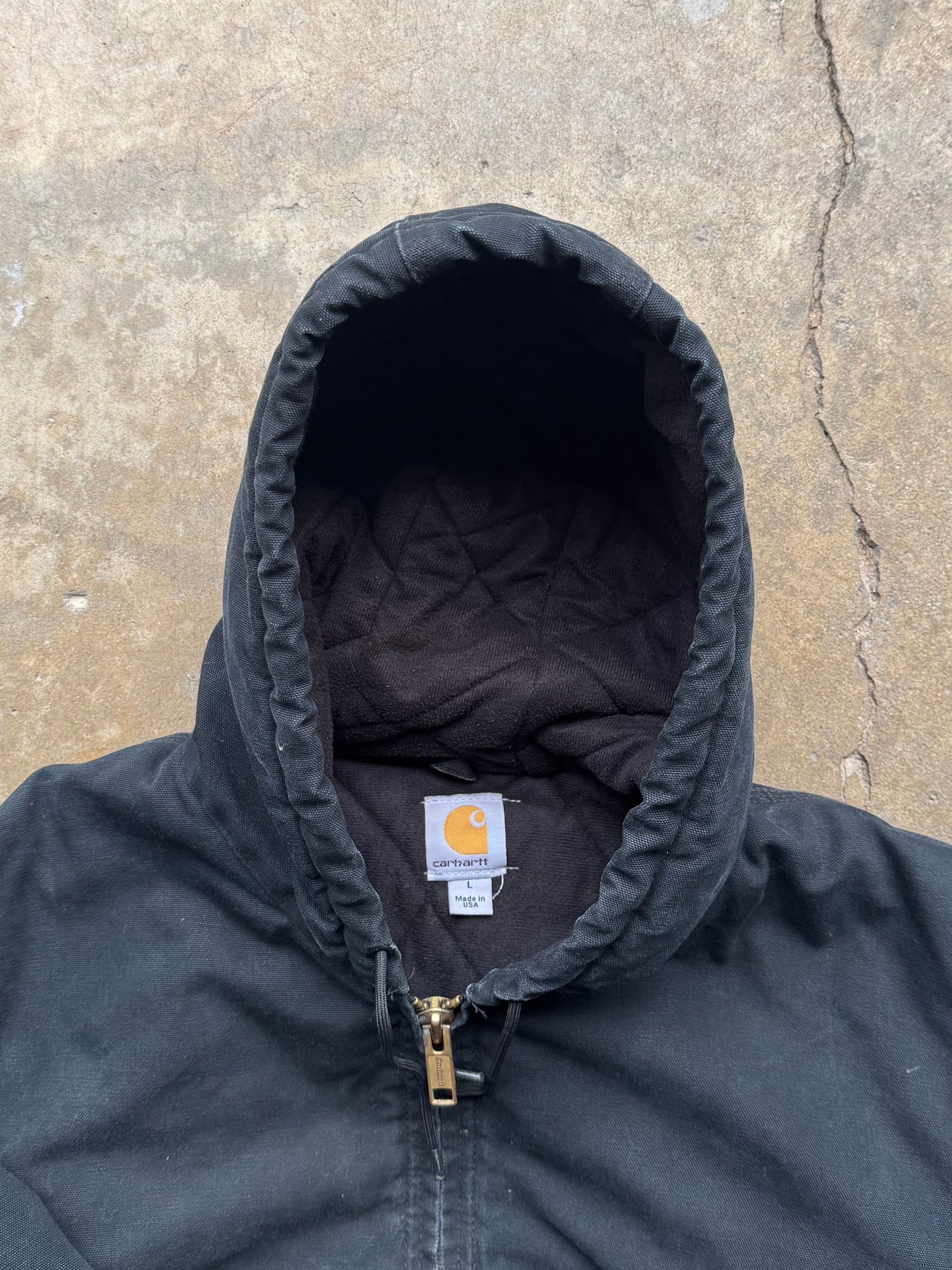 (L) 00s Faded and Thrashed Black Carhartt Jacket