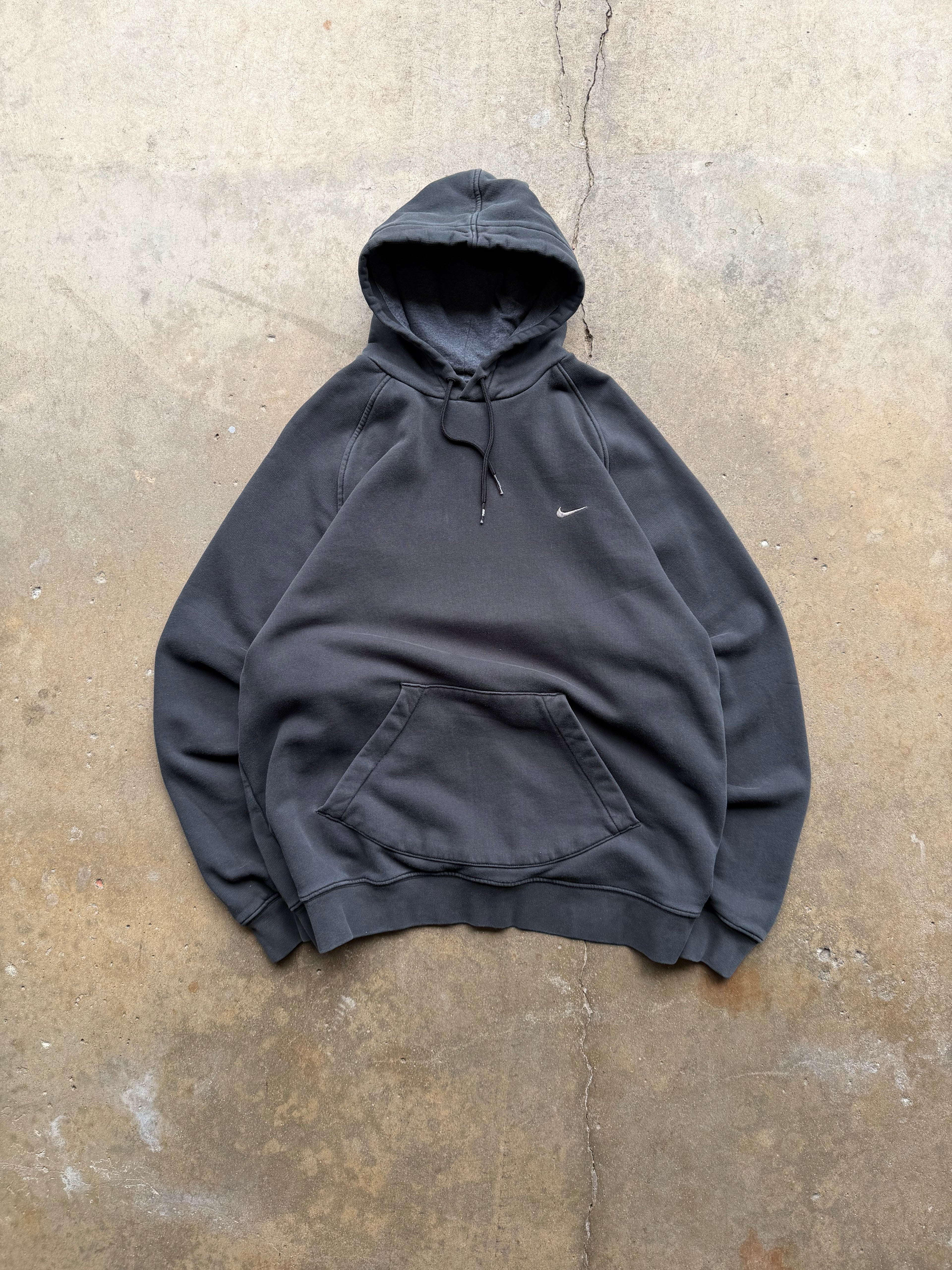 (L) 00s Black Nike Logo Hoodie