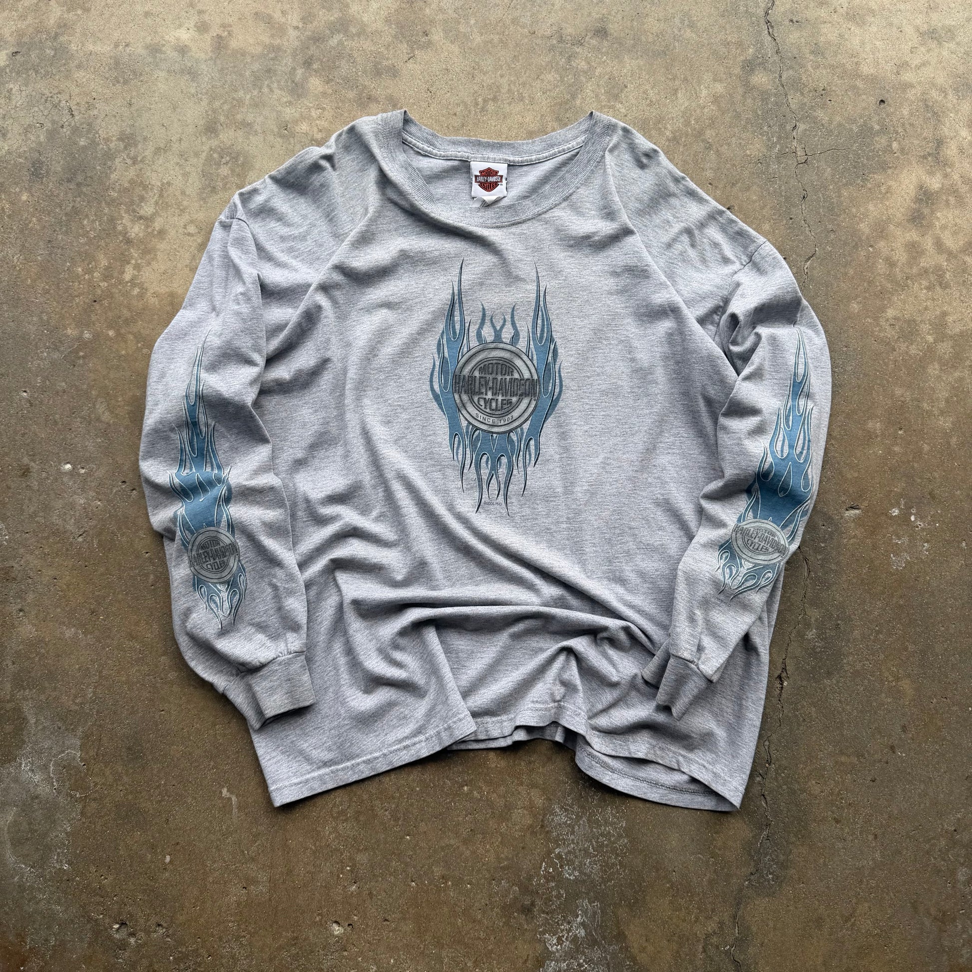 (XXL) 00s Harley Blue Flame Long Sleeve Tee