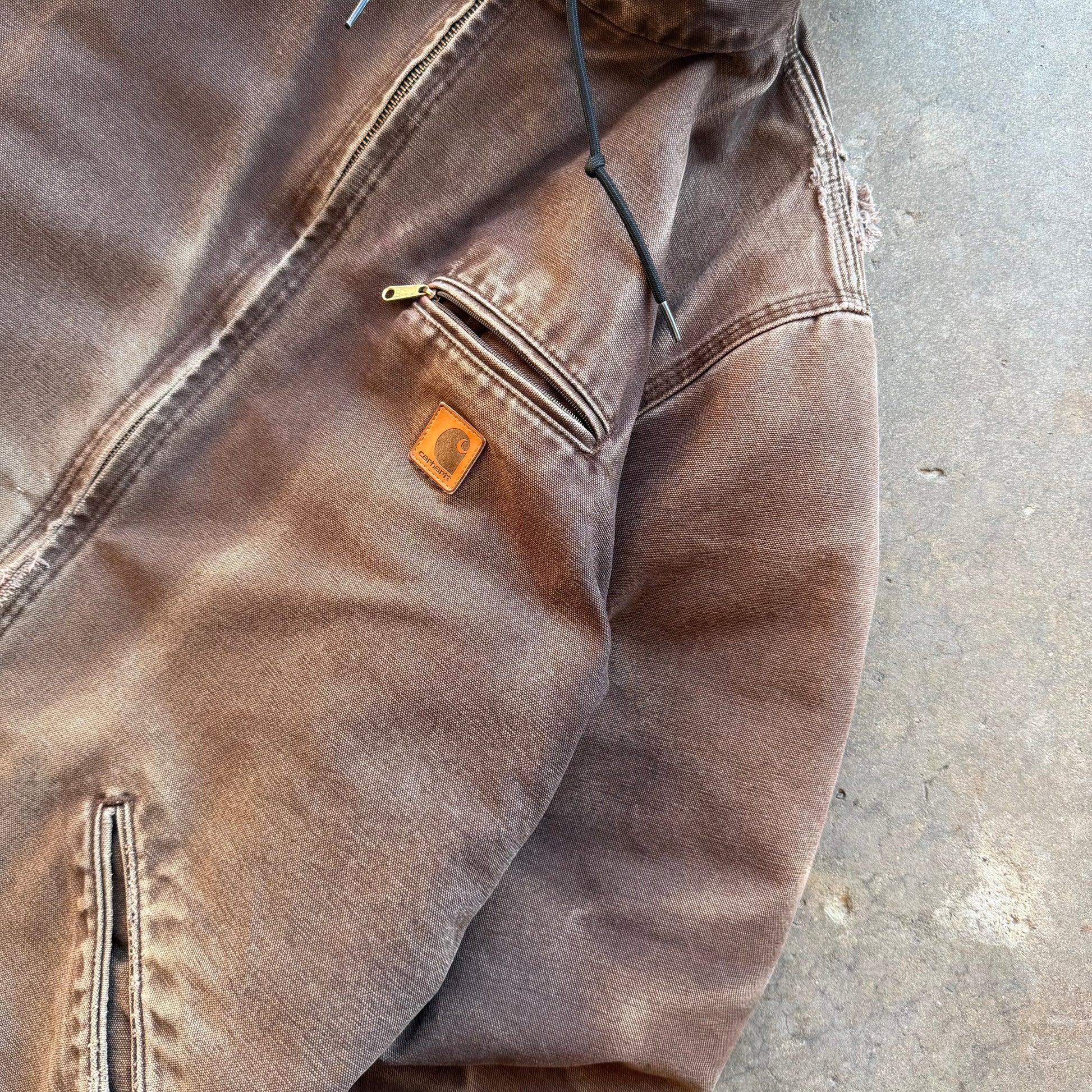 (L) 00s Distressed Mocha Brown Carhartt Hooded Detroit Jacket